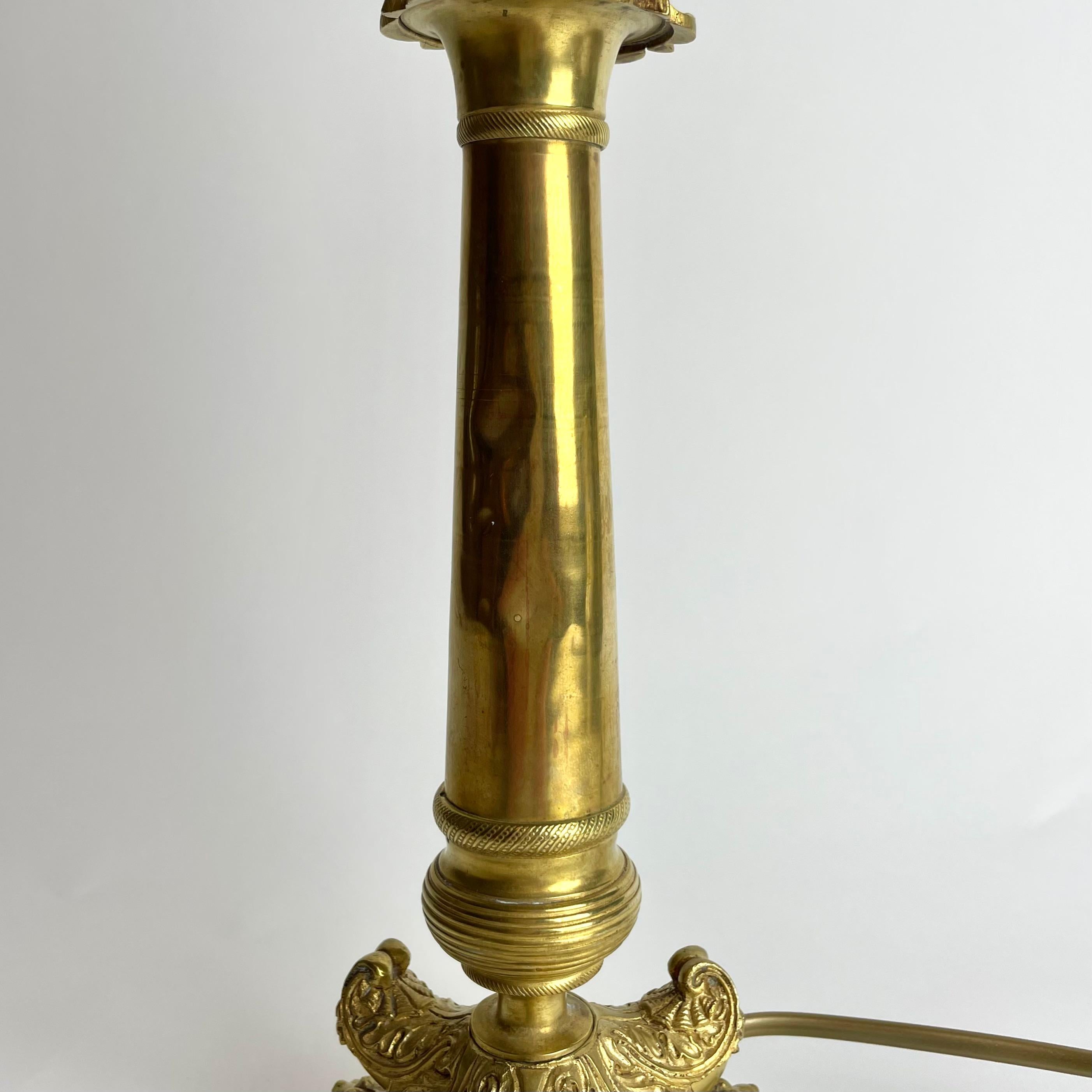 Elegant Table Lamp in bronze. Originally an Empire candlestick from the 1820s For Sale 1