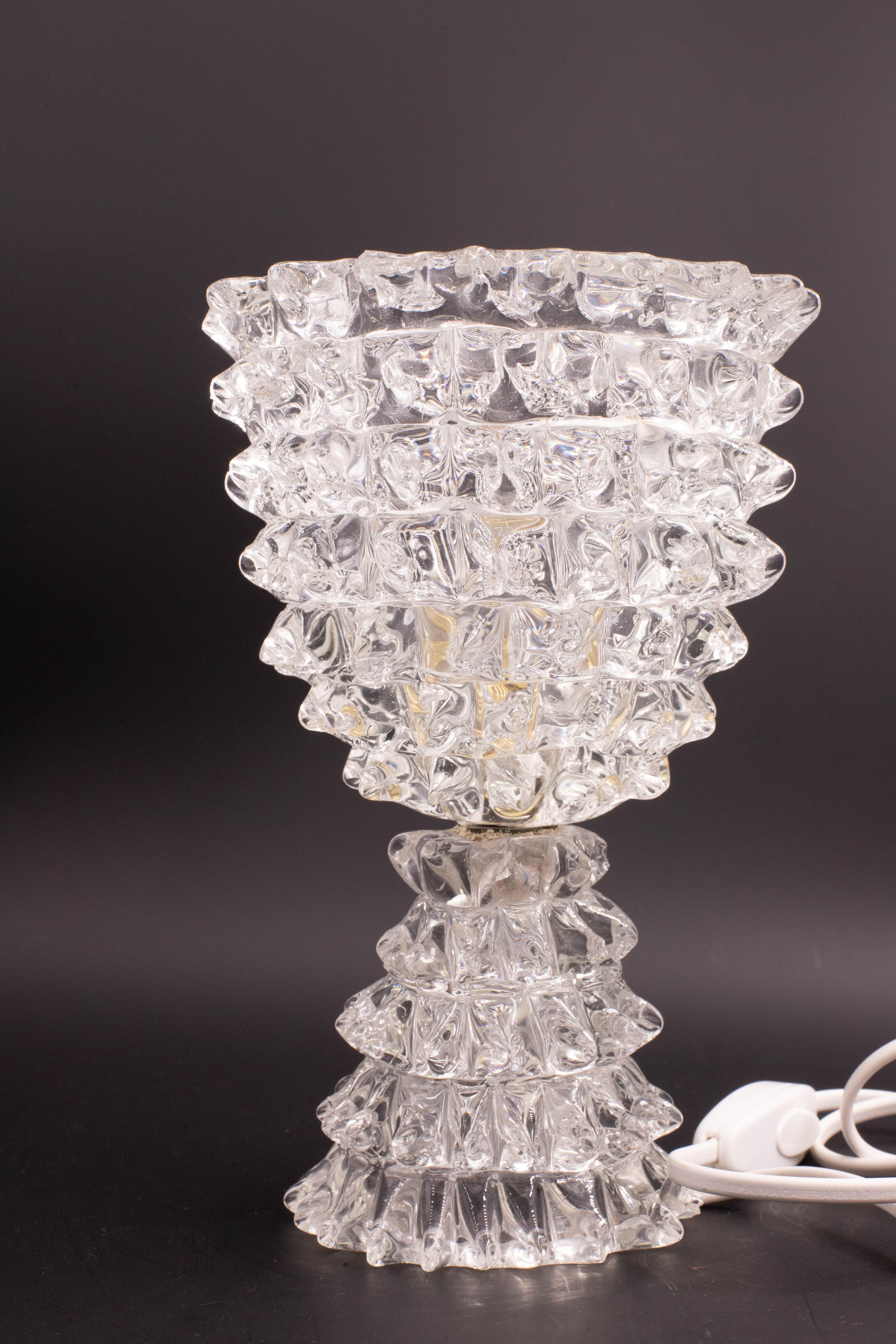 Extraordinary table lamp or vase in mouth-blown rostrato Murano glass from the middle of the last century.
This wonderful object was produced in the 1940s in Italy by Ercole Barovier for Barovier & Toso.
This masterpiece is a fantastic tribute to