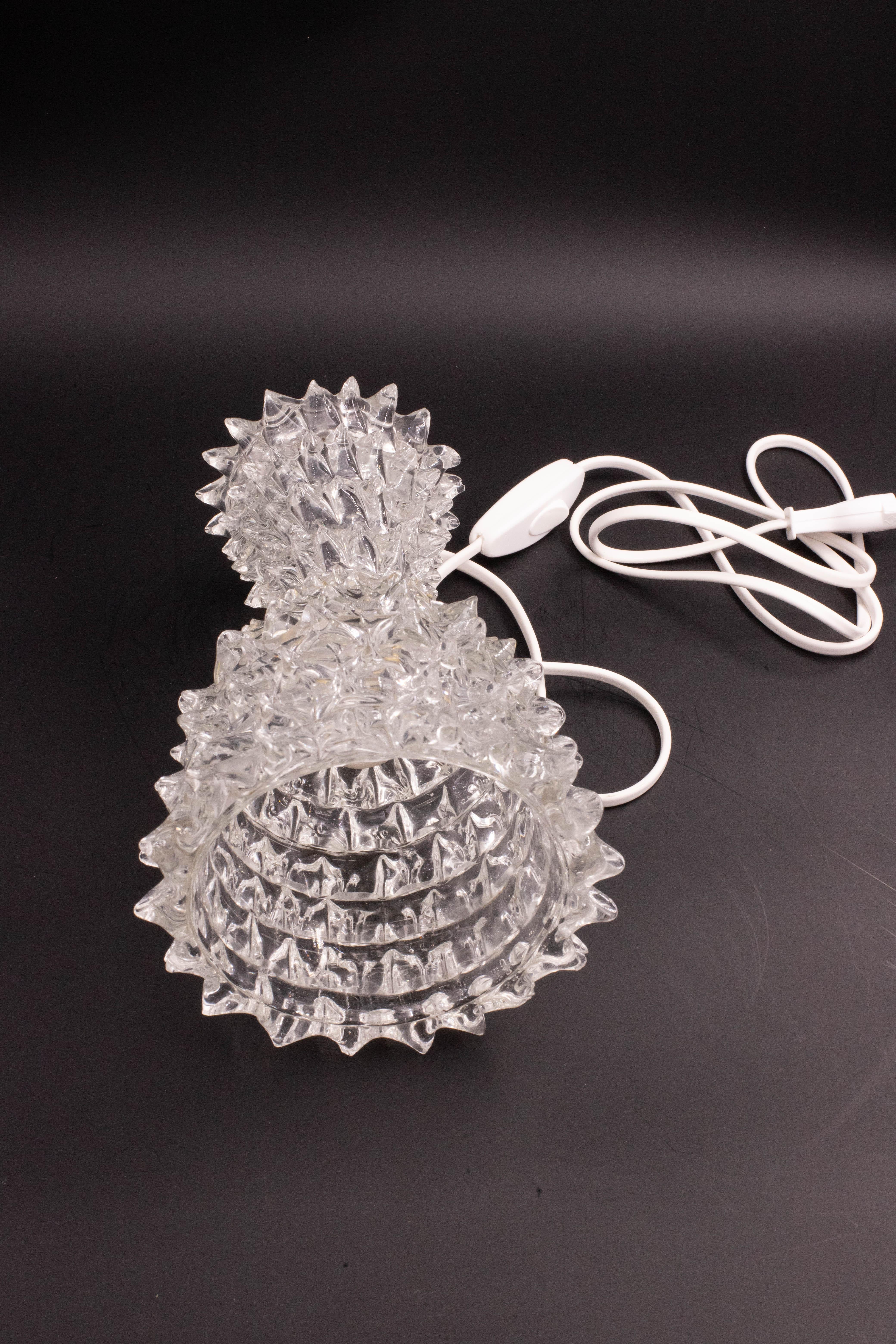 Elegant Table Lamp in Rostrato Murano Glass Vase for Barovier & Toso, 1940s For Sale 1
