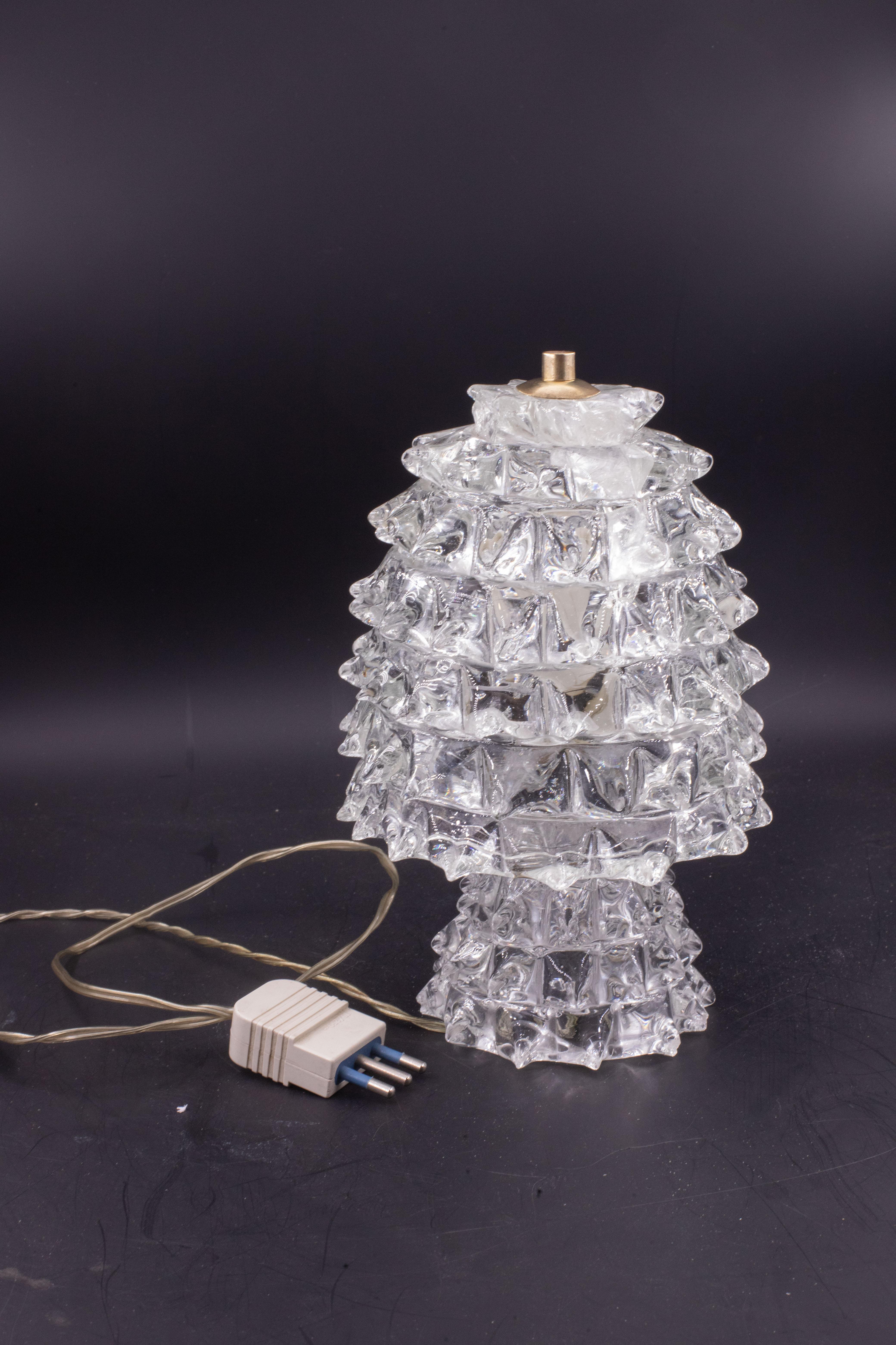Metà XX secolo Elegante lampada da tavolo con vaso in vetro di Murano Rostrato per Barovier&Toso, anni '40 in vendita