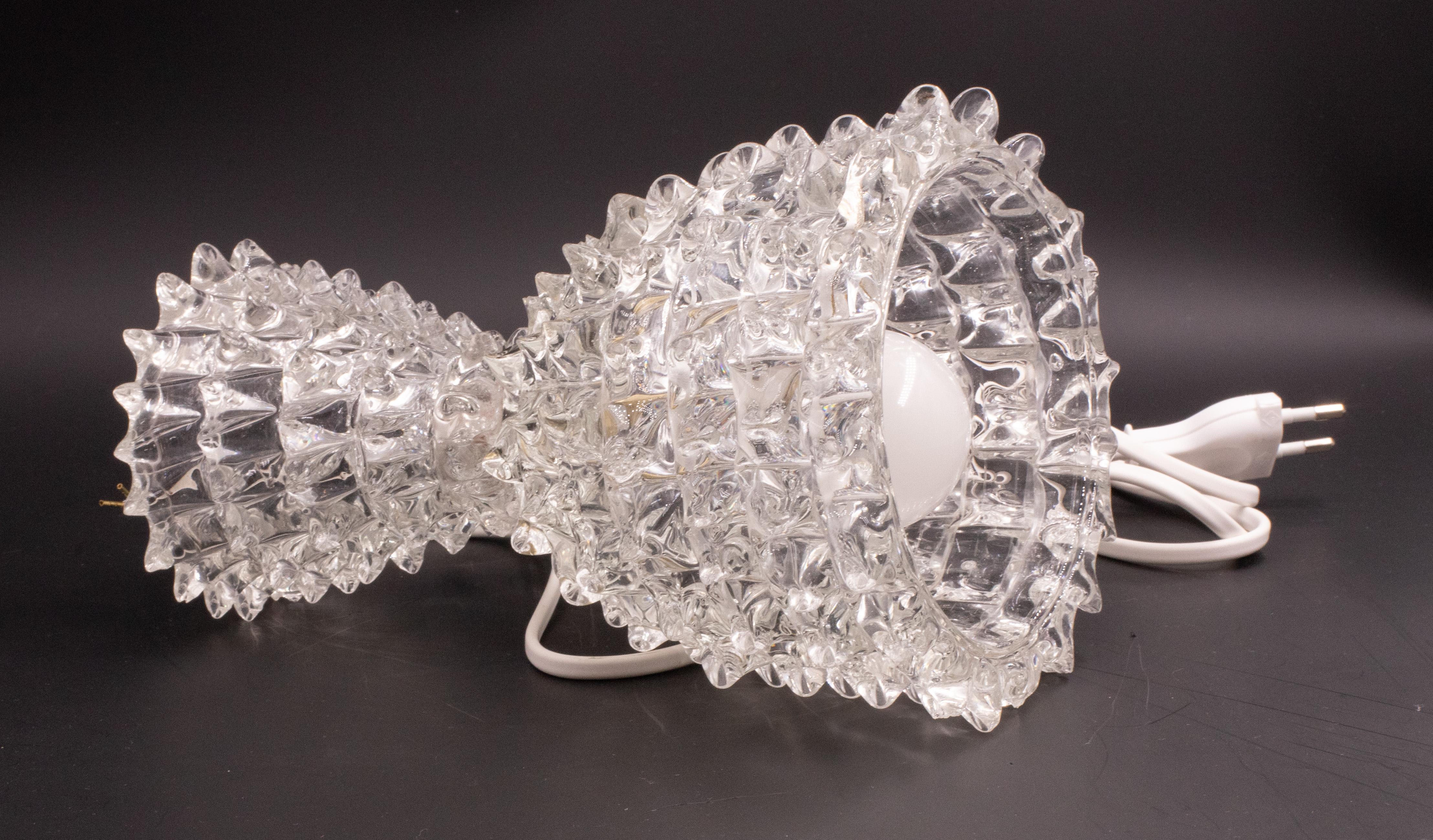 Elegant Table Lamp in Rostrato Murano Glass Vase for Barovier & Toso, 1940s For Sale 3