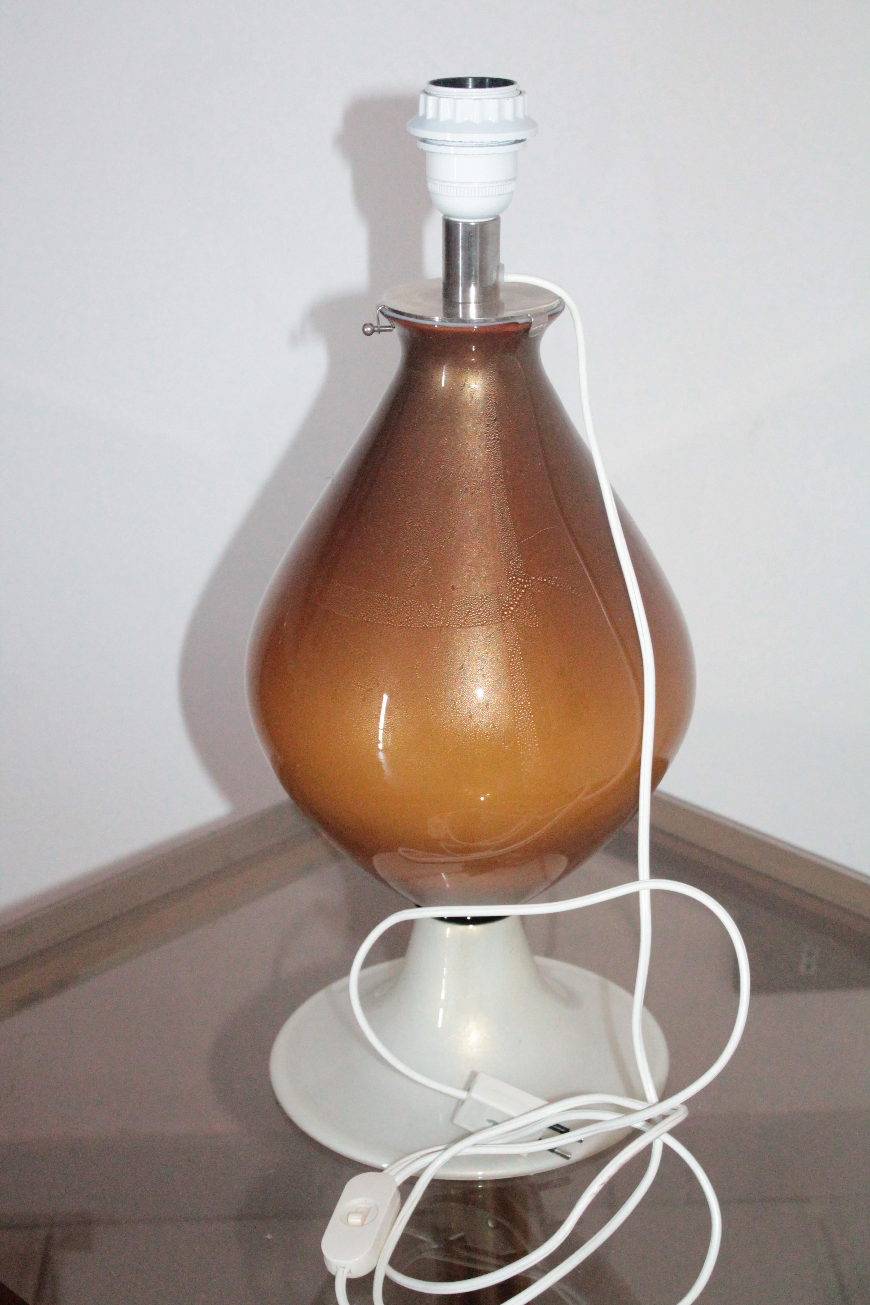 Elegant Table Lamp Murano Glass Venice in the Style of Venini, 1970s For Sale 3