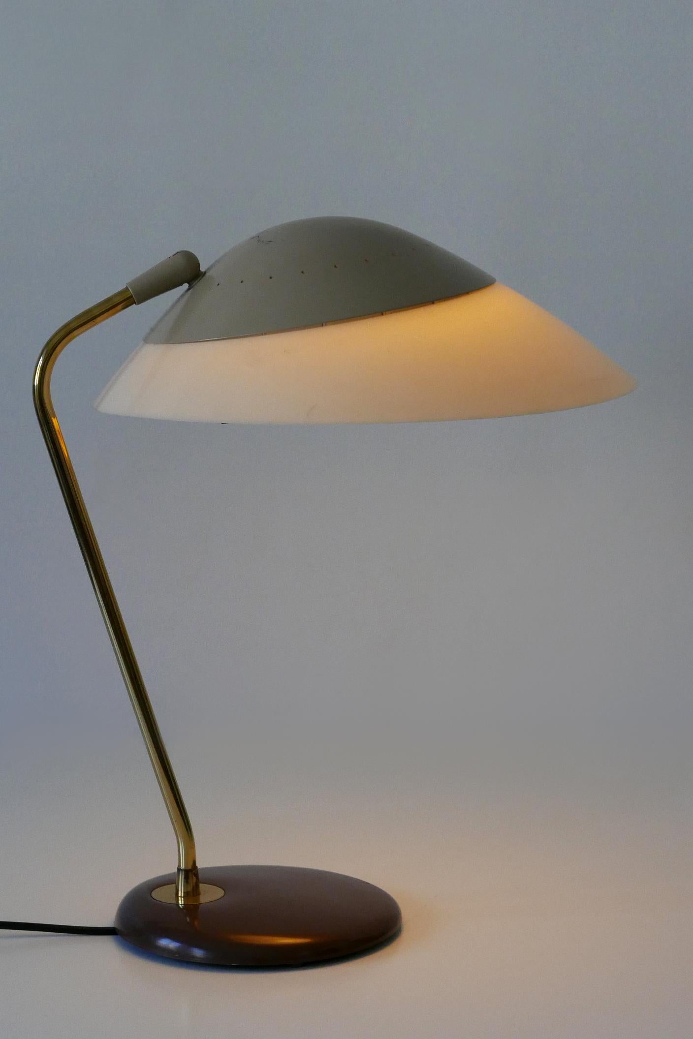 Elegante Tisch- oder Schreibtischlampe von Gerald Thurston für Lightolier USA 1950er Jahre im Angebot 4