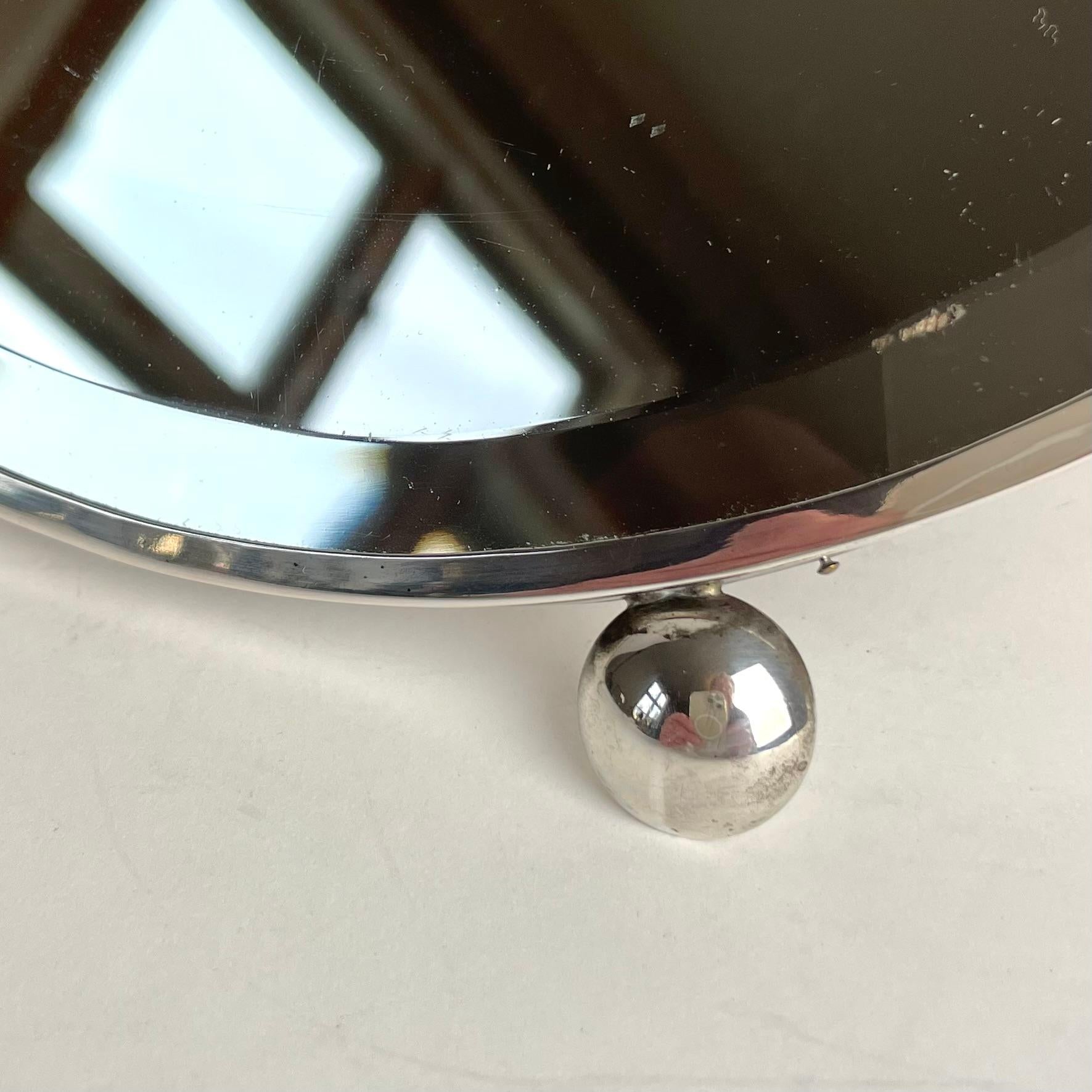 Elegante specchio da tavolo in argento francese stampato. In stile Art Deco, anni '20 in vendita 5