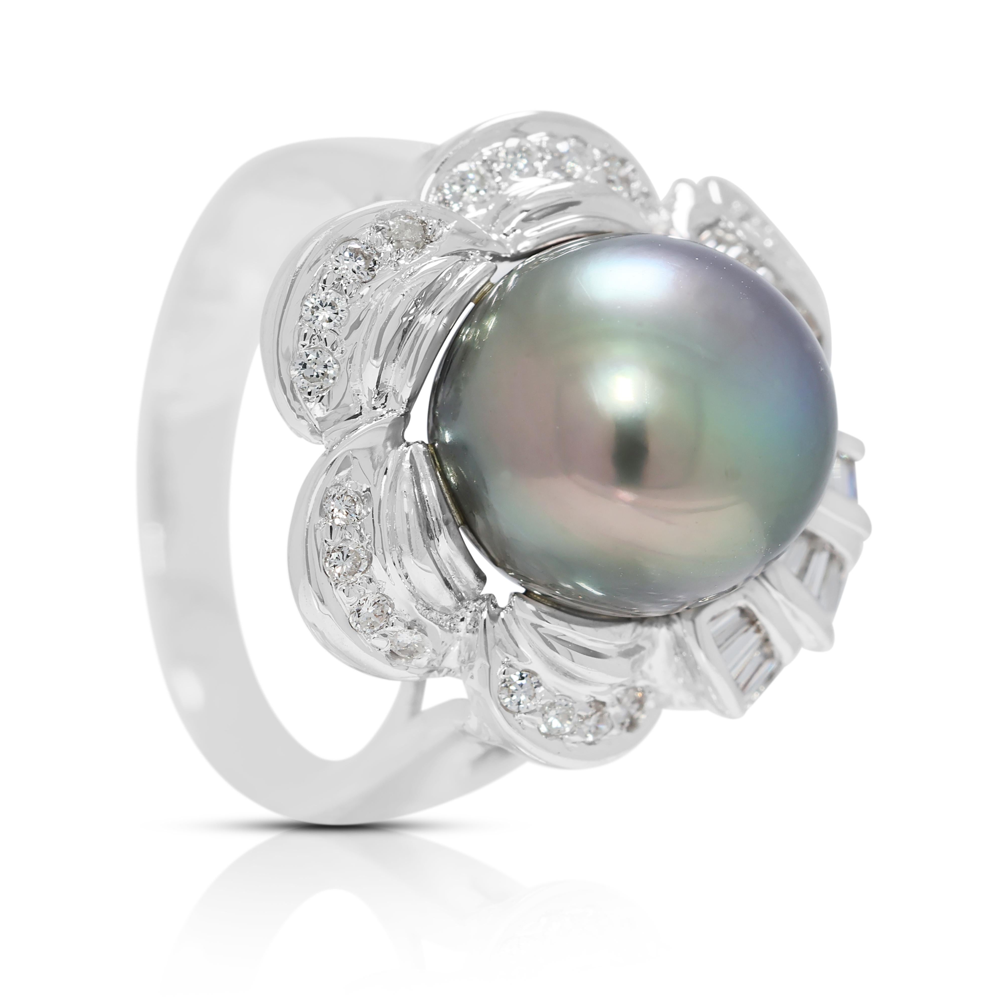 Eleganter Ring aus 18 Karat Weißgold mit Tahiti-Perlen und 0,43 Karat natürlichen Diamanten im Angebot 1
