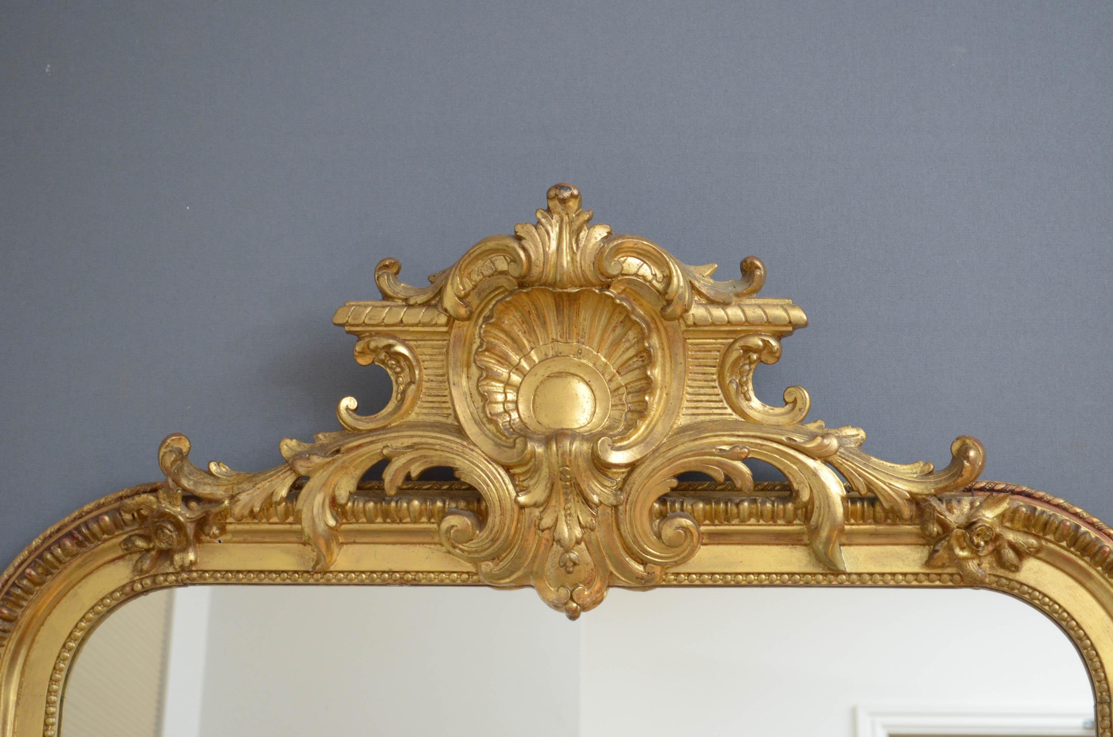 Eleganter großer Giltwood-Spiegel aus dem 19 (Spätes 19. Jahrhundert) im Angebot