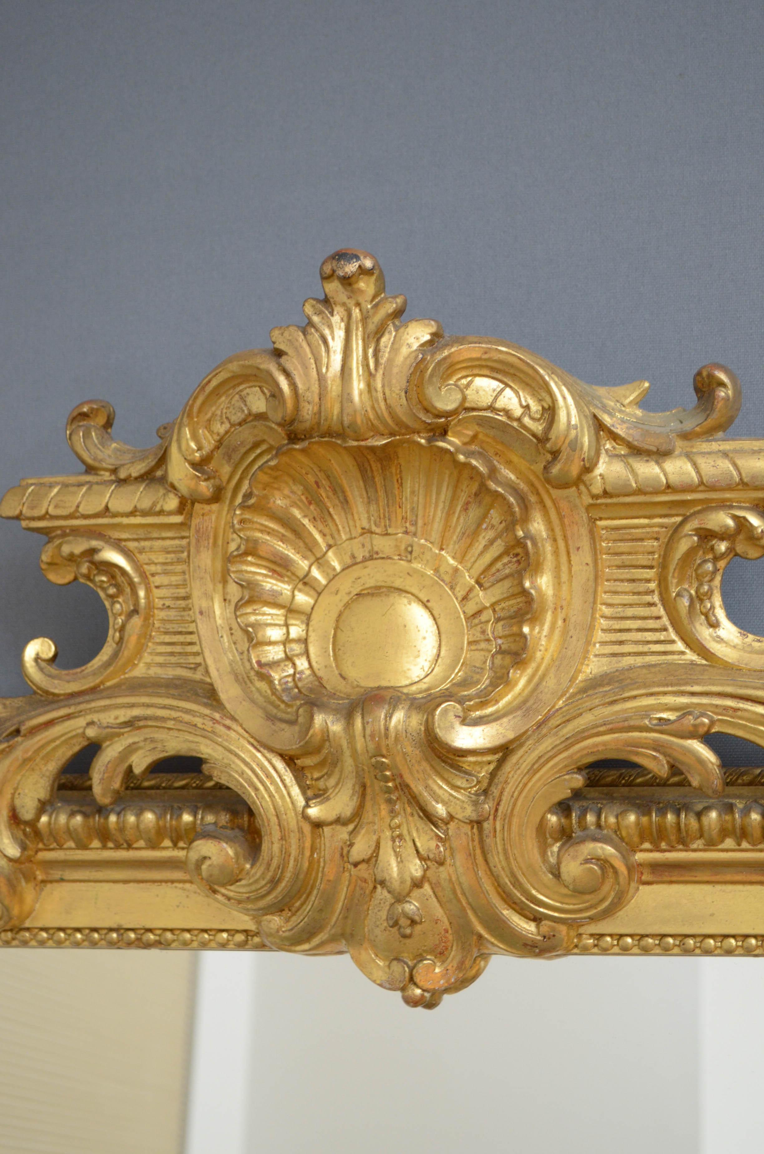 Eleganter großer Giltwood-Spiegel aus dem 19 (Vergoldetes Holz) im Angebot