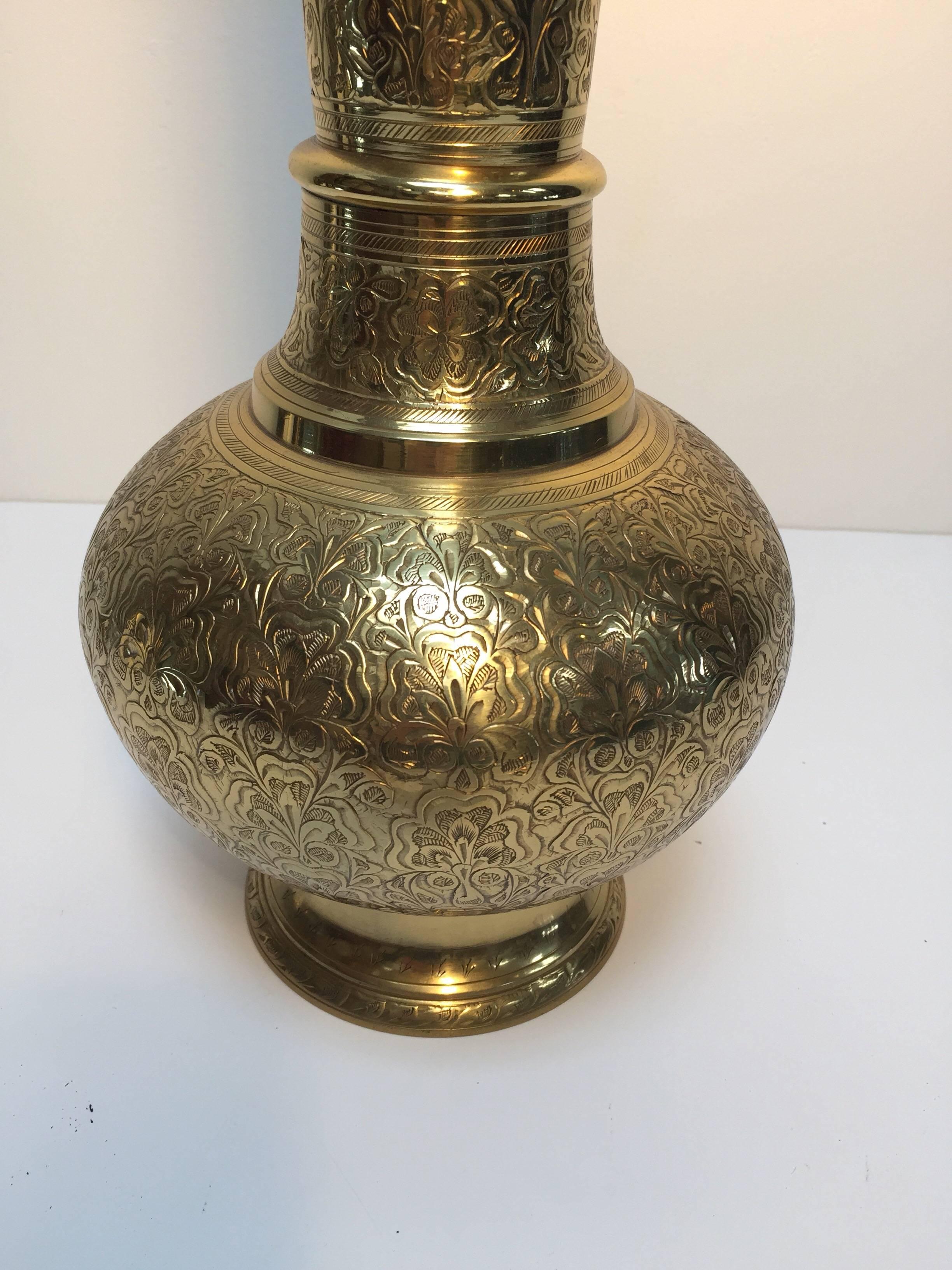 brass aladdin lamp
