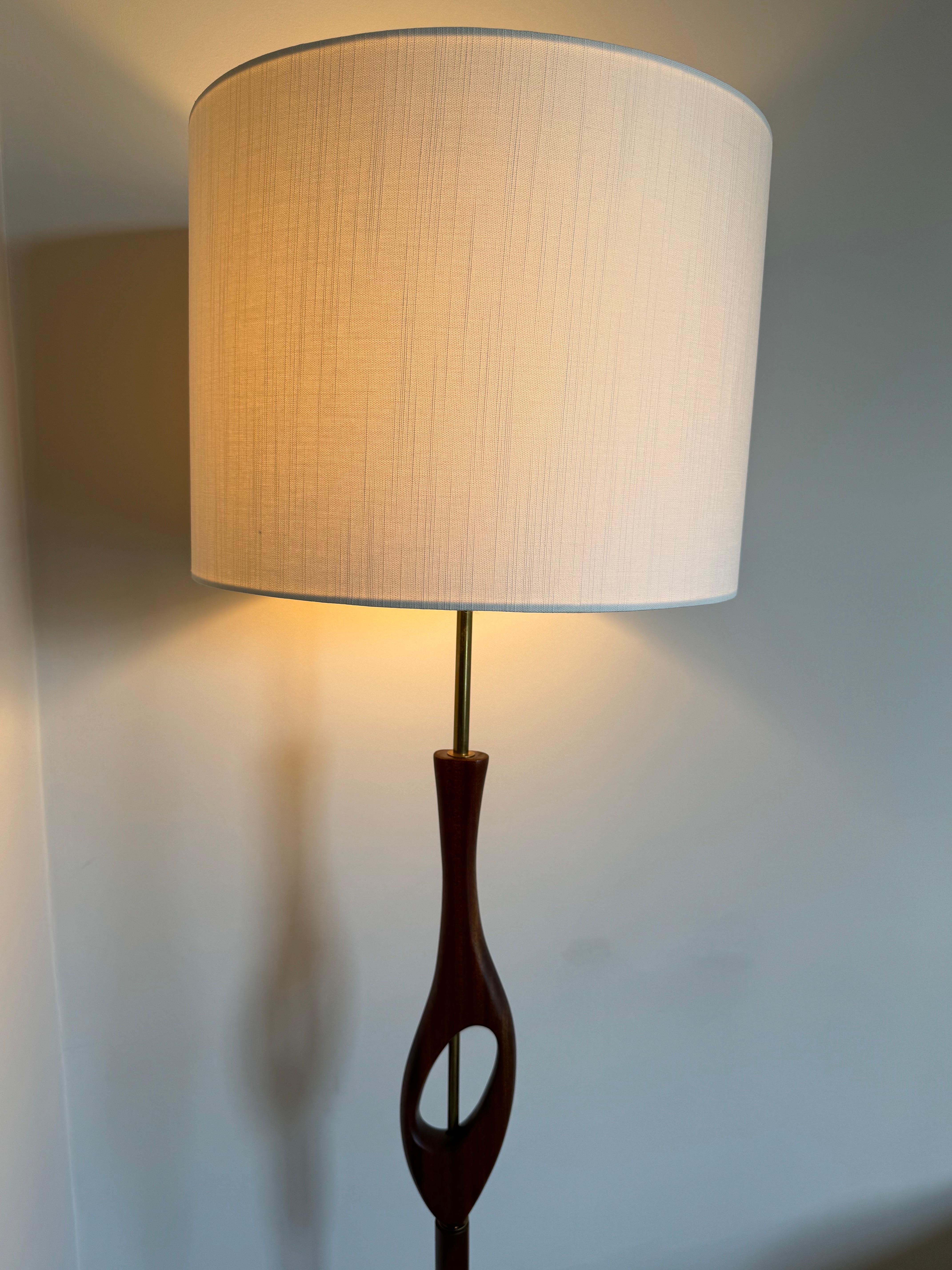 Elegant teak floor lamp For Sale 1