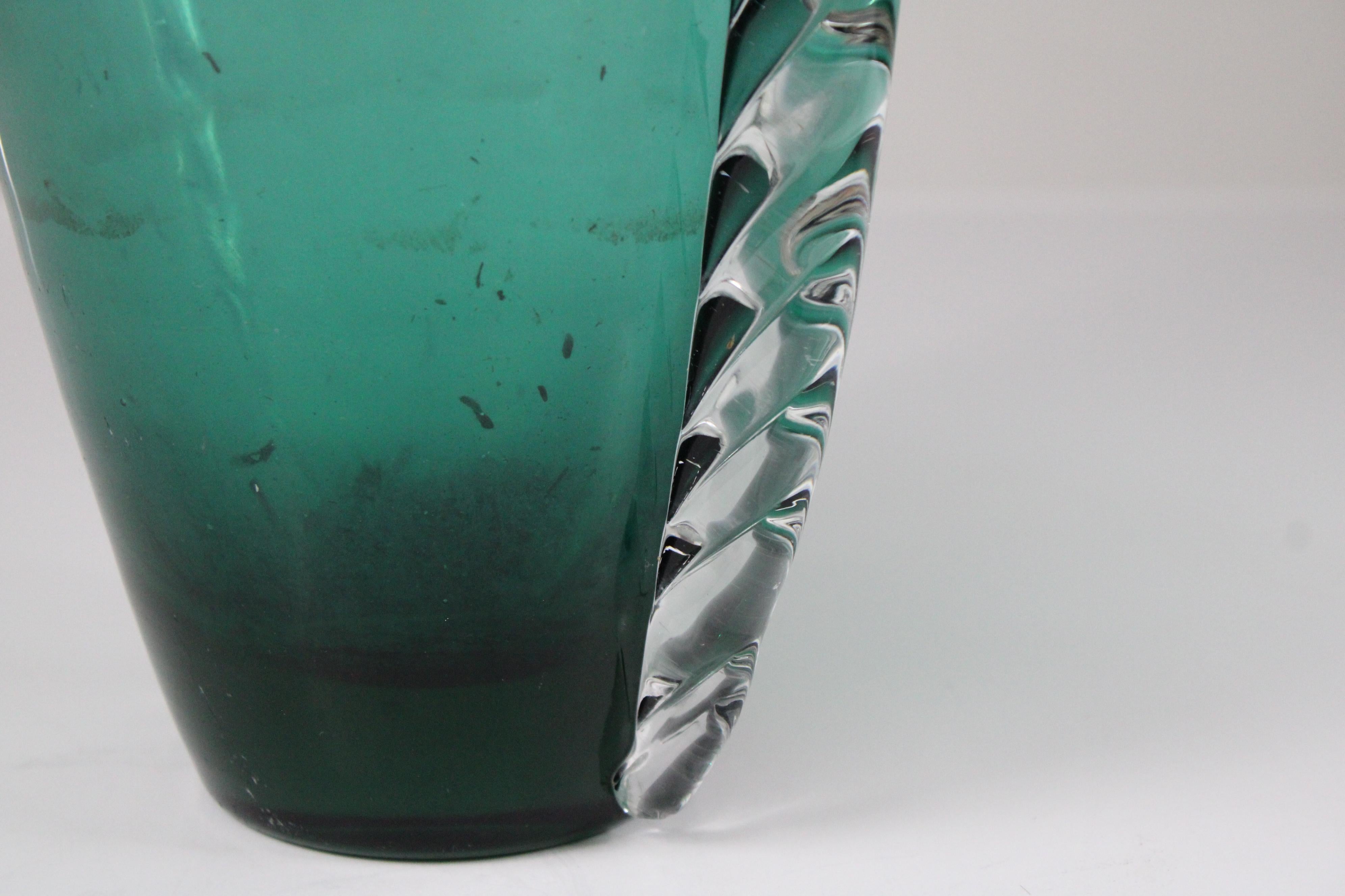 Elegante Teal Murano Glas Vase - mundgeblasenes italienisches Kunstglas im Zustand „Gut“ im Angebot in West Hollywood, CA