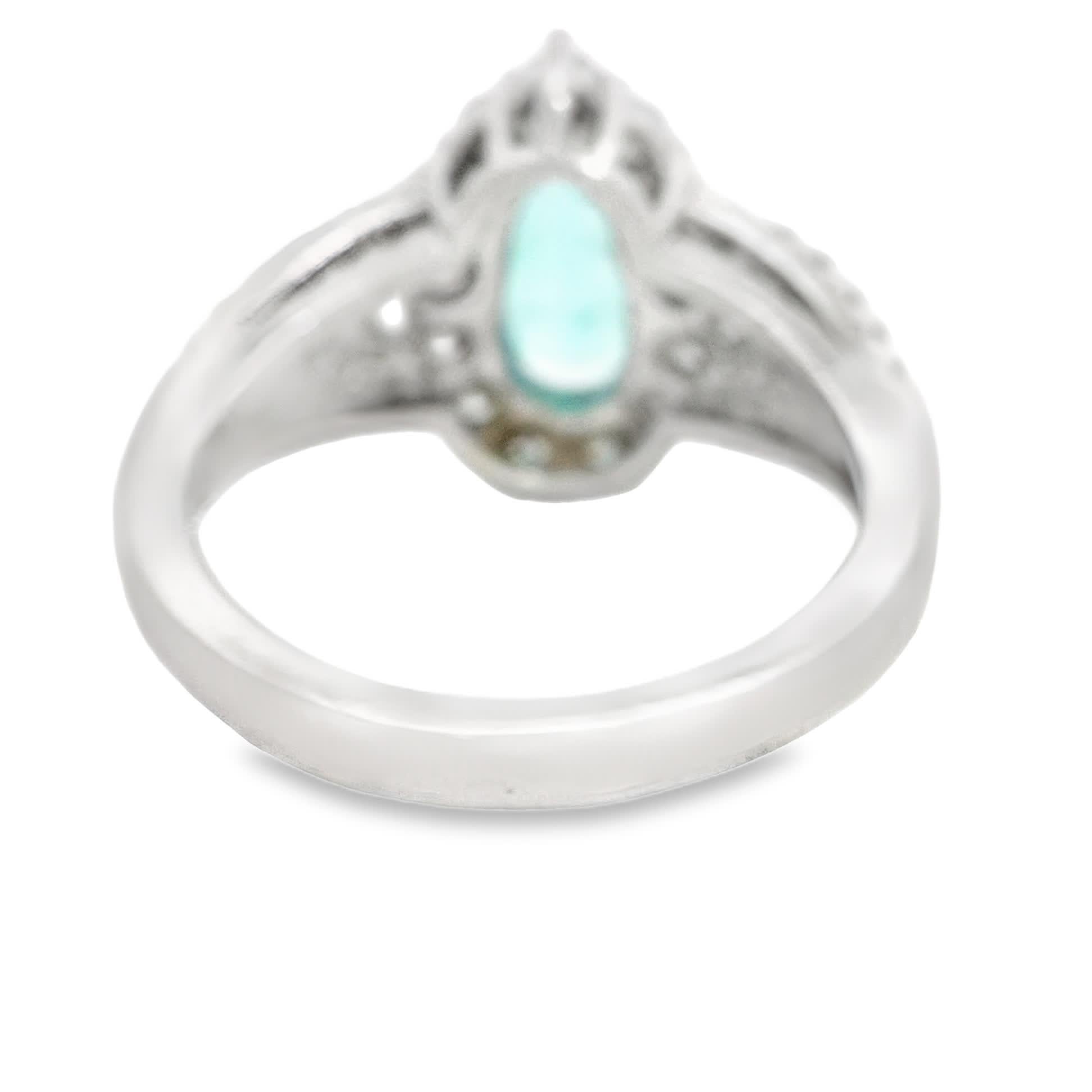 Elegant Teardrop Aquamarine Ring In New Condition For Sale In Great Neck Plaza, NY