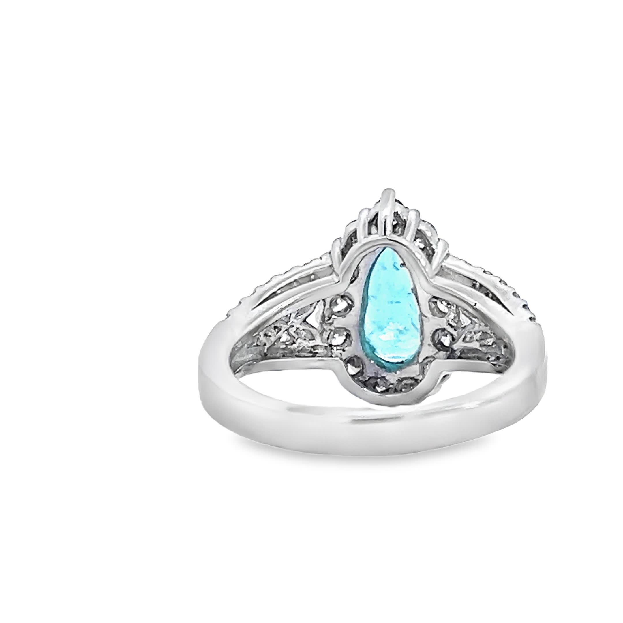 Elegant Teardrop Aquamarine Ring For Sale 3
