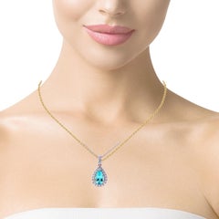 Elegant Teardrop Pendant