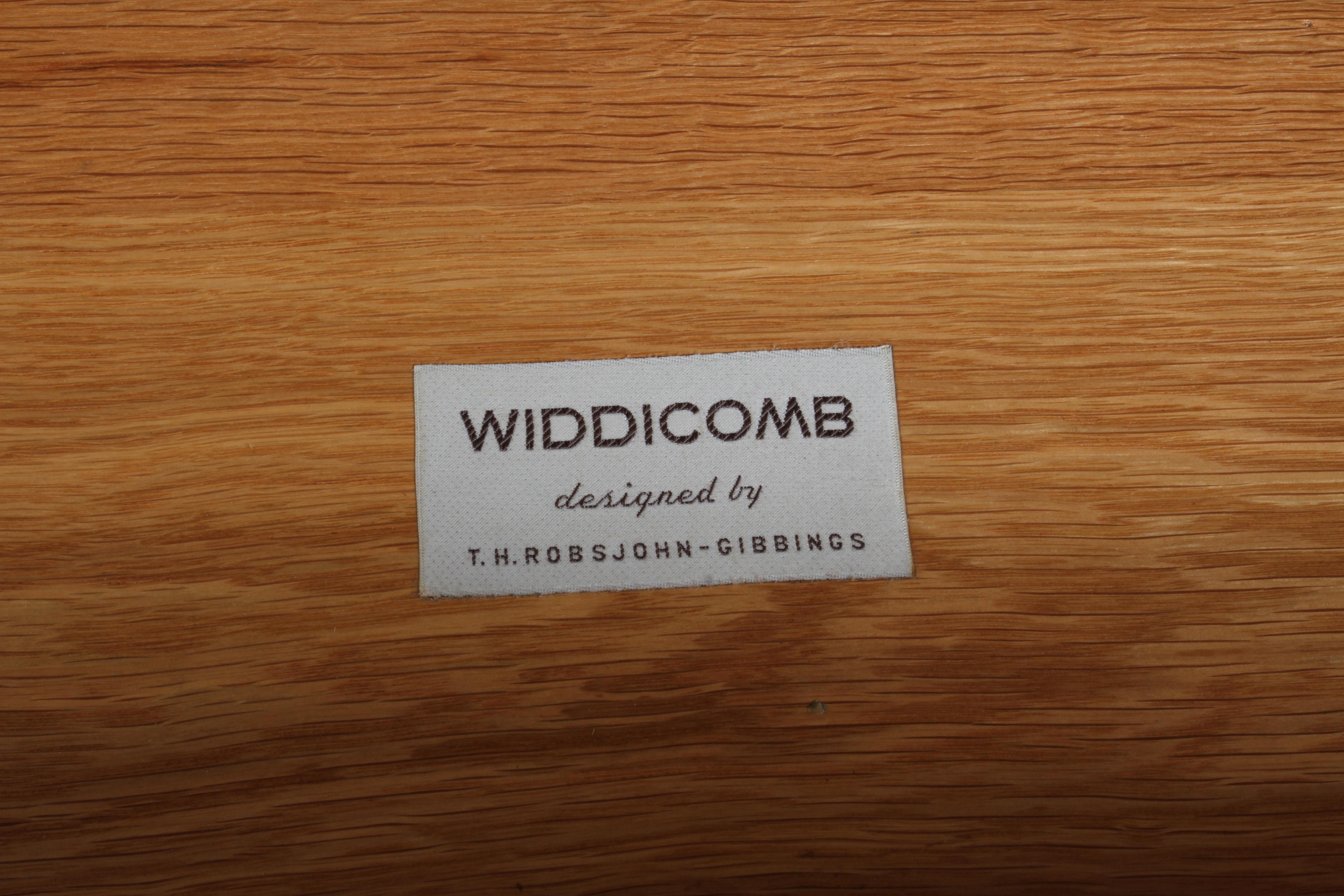Mid-20th Century Elegant T.H. Robsjohn-Gibbings for Widdicomb Sideboard, Rattan & Brass Handles For Sale