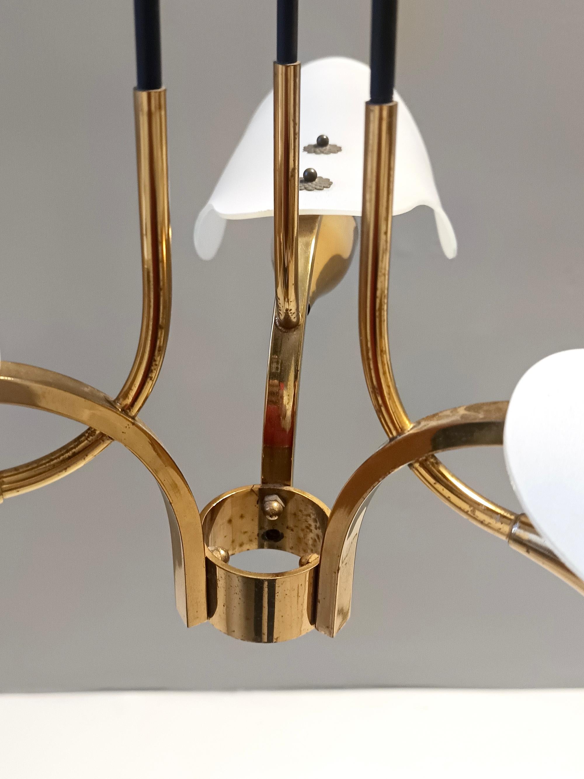 Elegant Three-Arm Brass and White Glass Chandelier by Stilnovo, Italy For Sale 7