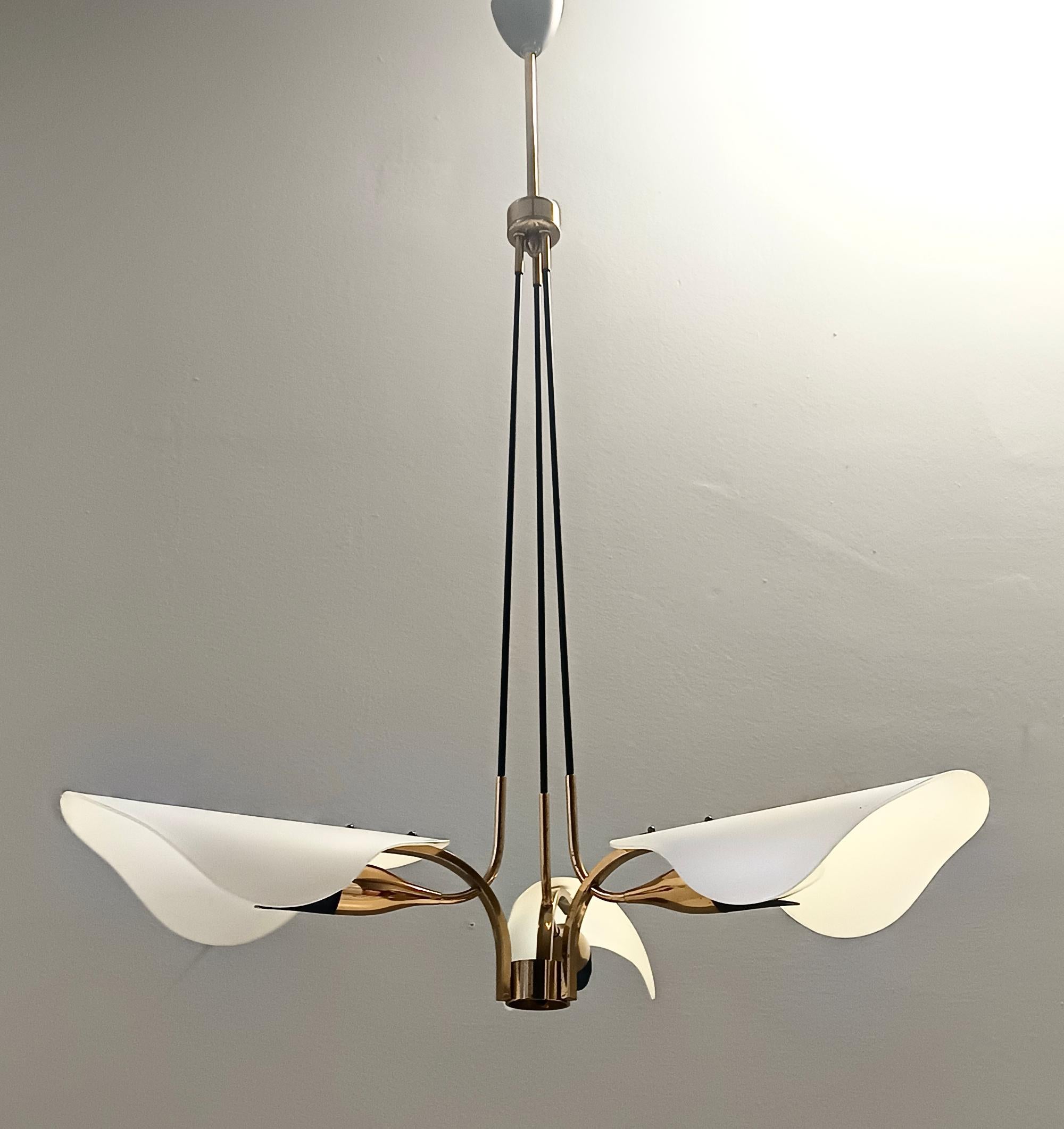 Elegant Three-Arm Brass and White Glass Chandelier by Stilnovo, Italy In Excellent Condition For Sale In Bresso, Lombardy