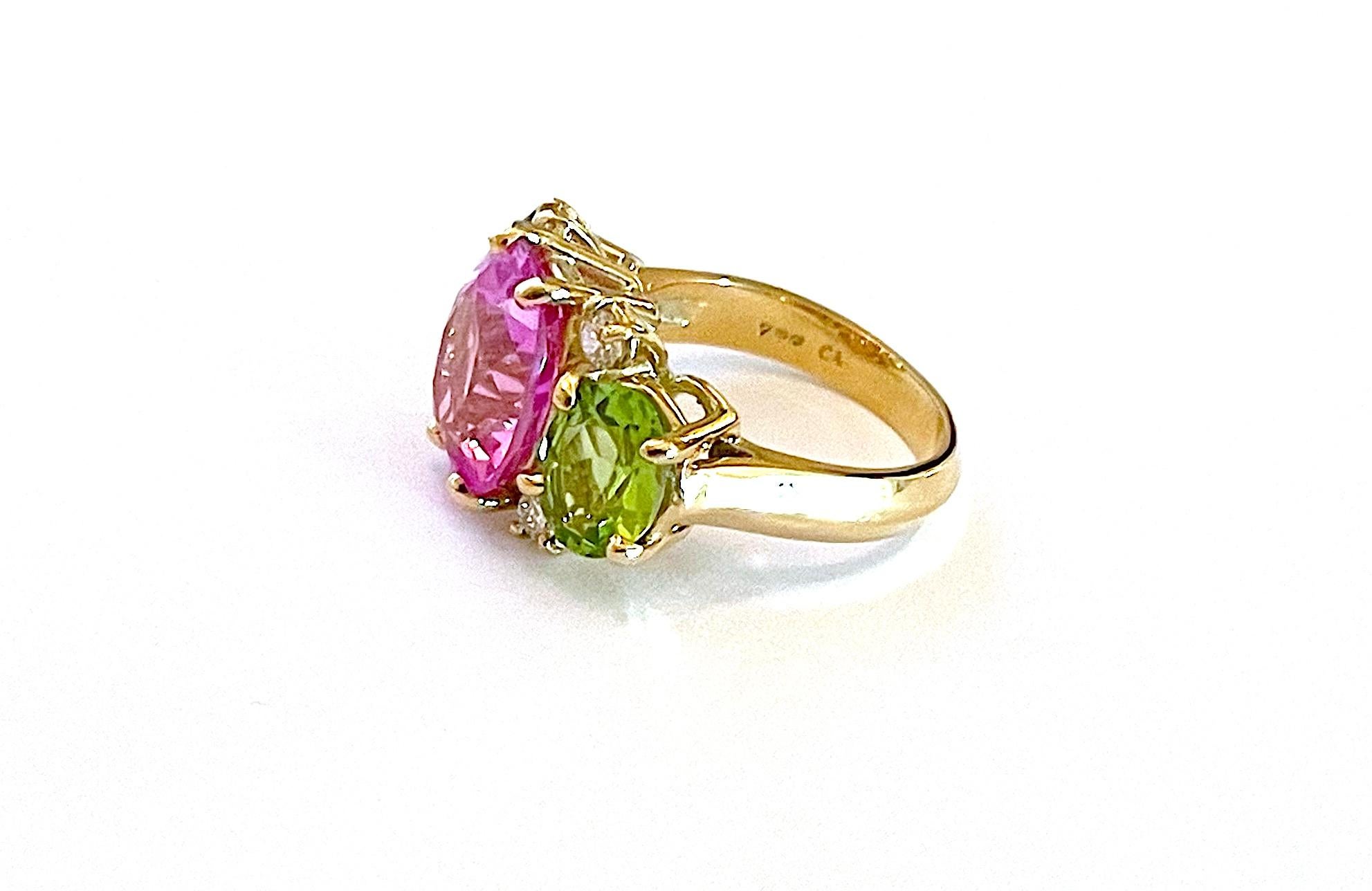 Elegante Anillo de Tres Piedras de Amatista y Peridoto en venta 14