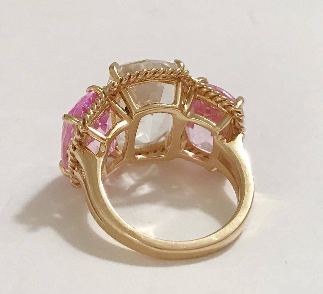 Elegant Three-Stone Rock Crystal and Pink Topaz Ring with Gold Rope Twist Border For Sale 2