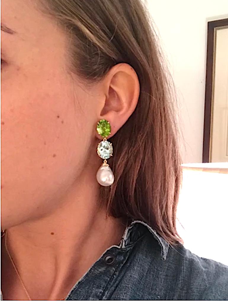 Elegant Three-Stone Drop Earring with Pink Topaz and Baroque Pearl For Sale 7
