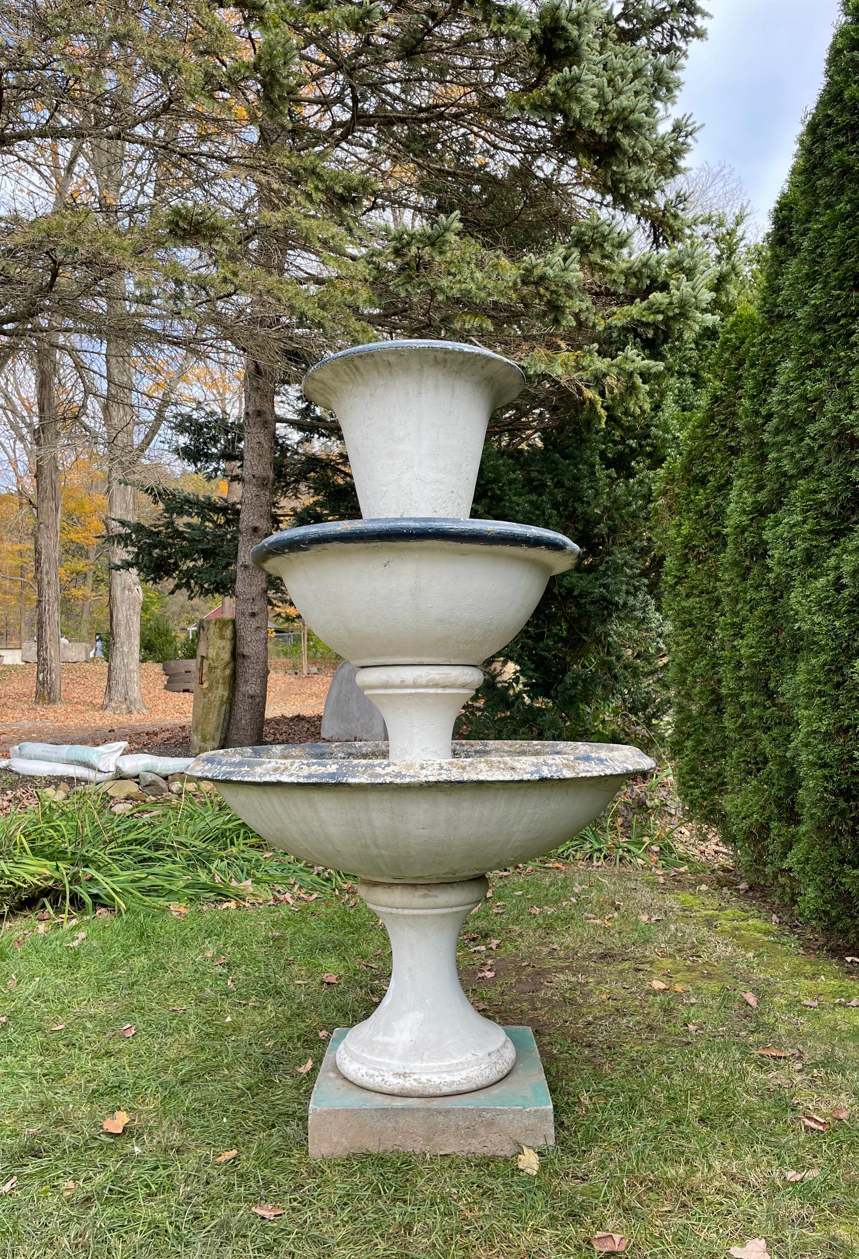 Elegant French Three-Tier French Cast Stone Fountain In Good Condition For Sale In Woodbury, CT