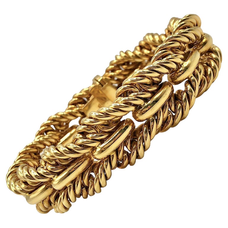 Elegant Tiffany and Co 18k Yellow Gold Bracelet For Sale at 1stDibs