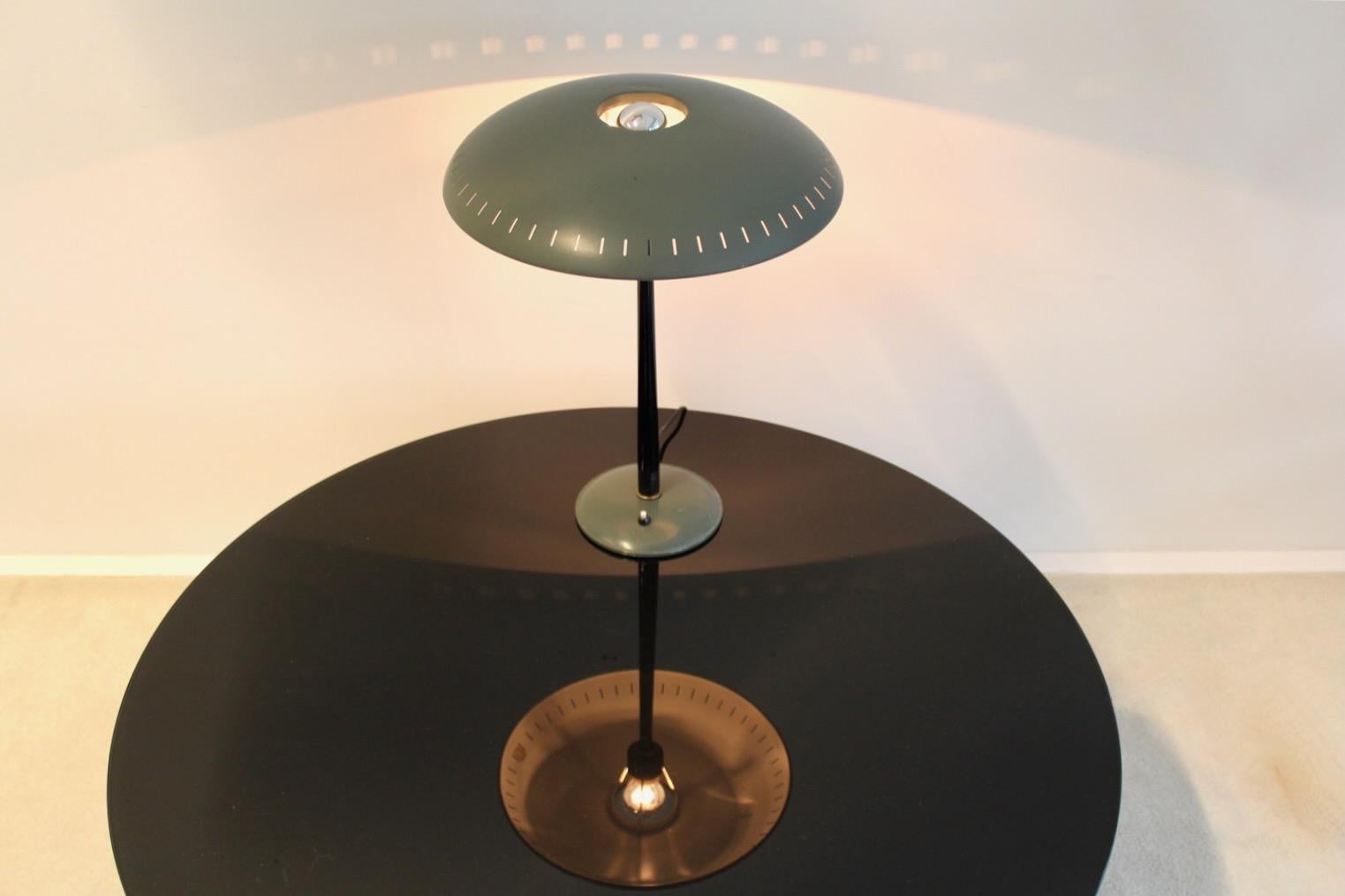 Elegant ‘Timor’ Desk Lamp by Louis Kalff for Philips, 1950s For Sale 1