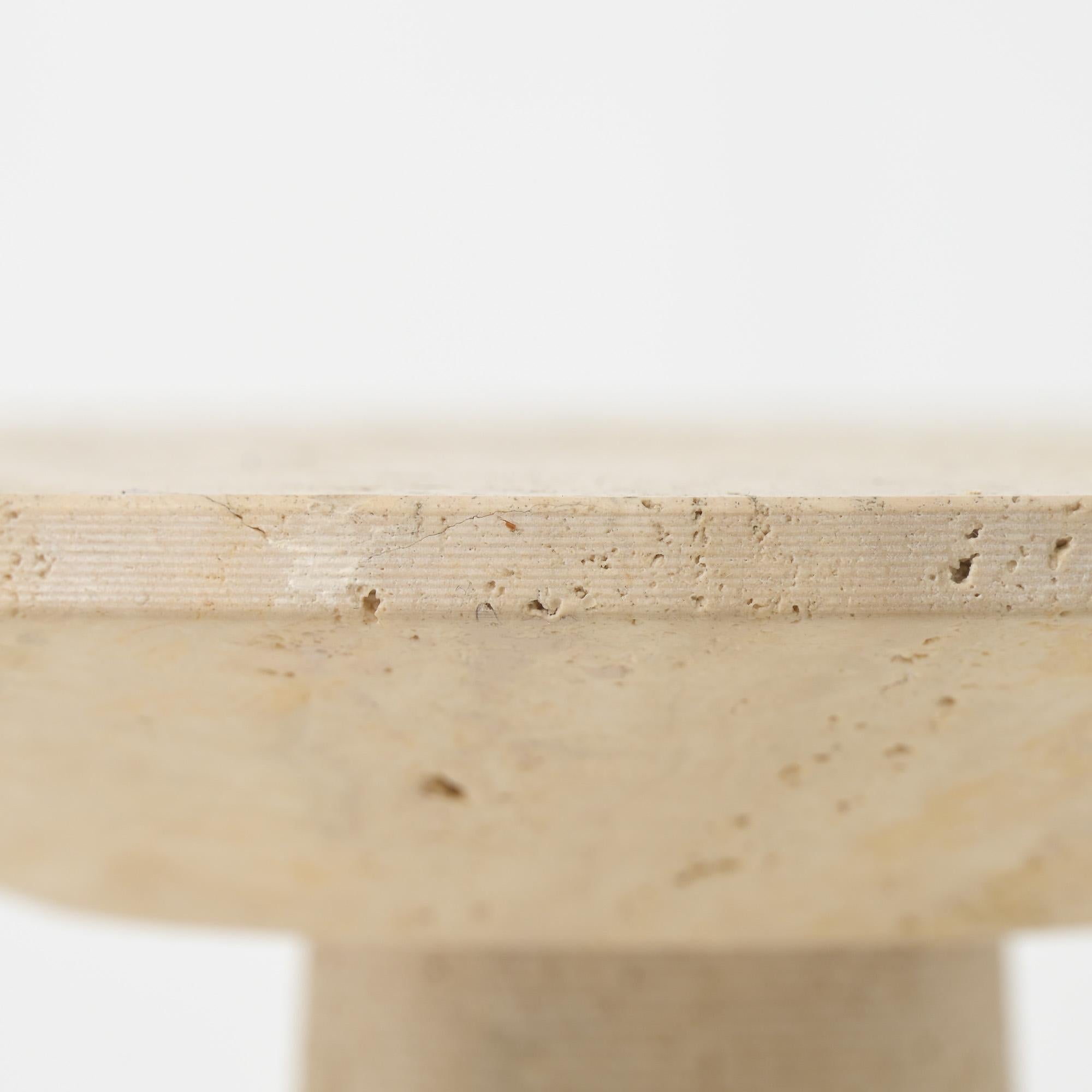 Elegant travertine Console Table by P. A. Giusti & E. Di Rosa for Up & Up For Sale 4