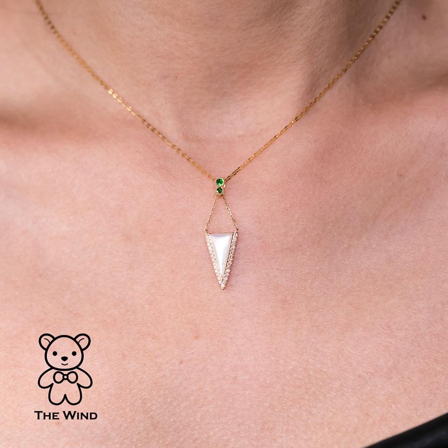 Elegant Triangle Mother of Pearl Diamond Tsavorite Pendant Necklace 18k Yellow G In New Condition For Sale In Suwanee, GA