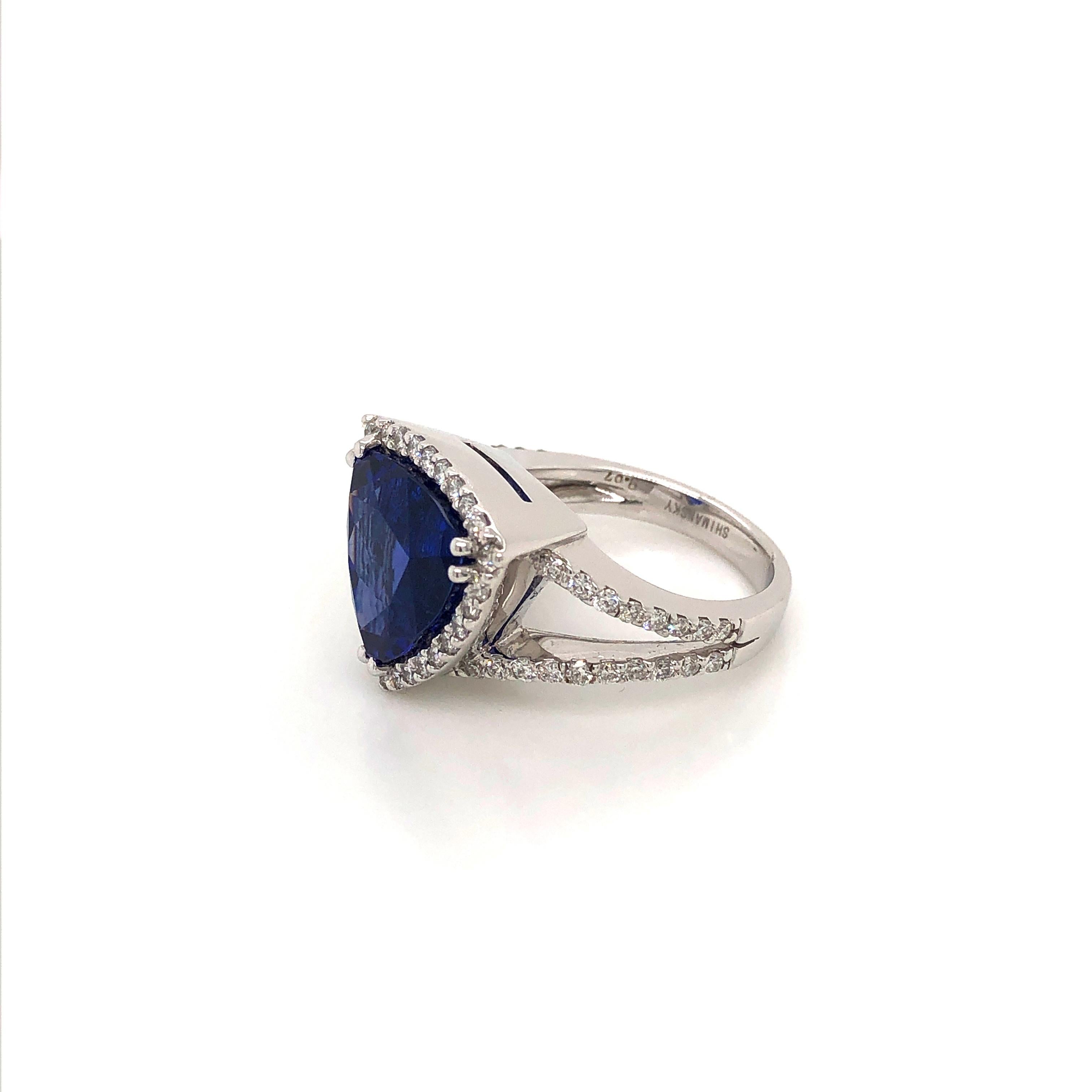 Women's Elegant Trillion Tanzanite 9.07 Carat Diamond 18 Karat White Gold Ring For Sale