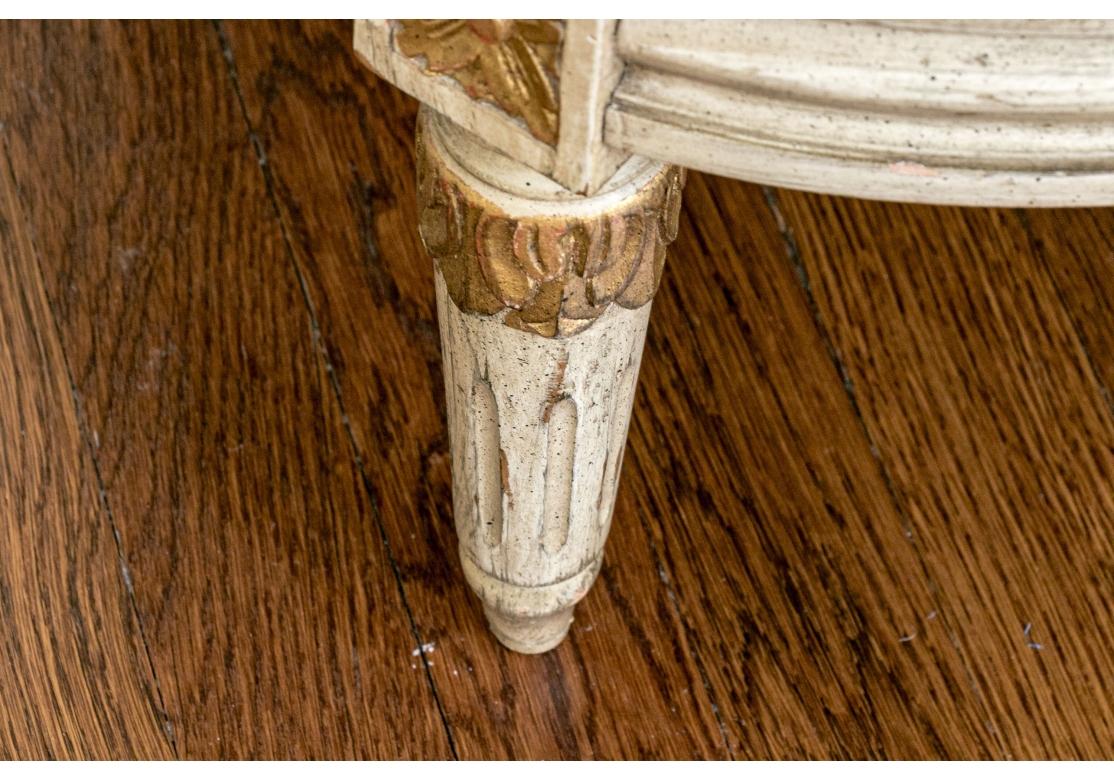 Élégante banquette de style Louis XVI de TRS Furniture en vente 4