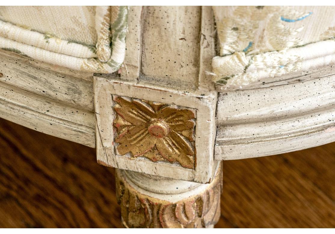 Élégante banquette de style Louis XVI de TRS Furniture en vente 3