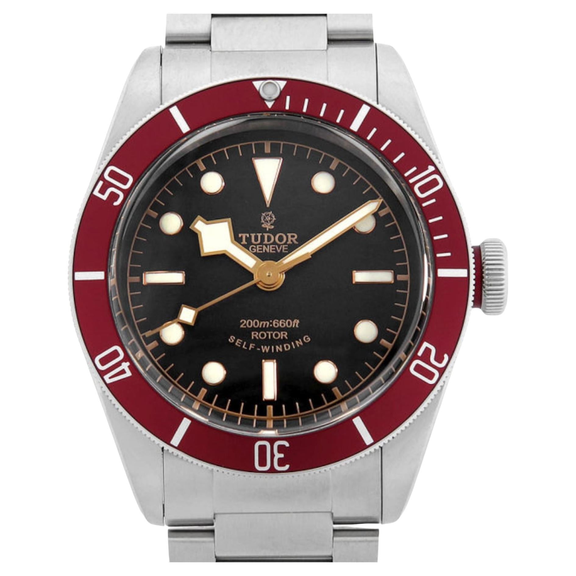 Elegant Tudor Heritage Black Bay 79220R Men's Watch - Pre-Owned, Classic Diver D
