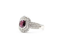 Eleganza dell'anello con rubino non riscaldato e diamanti in platino - GIA 2235837863