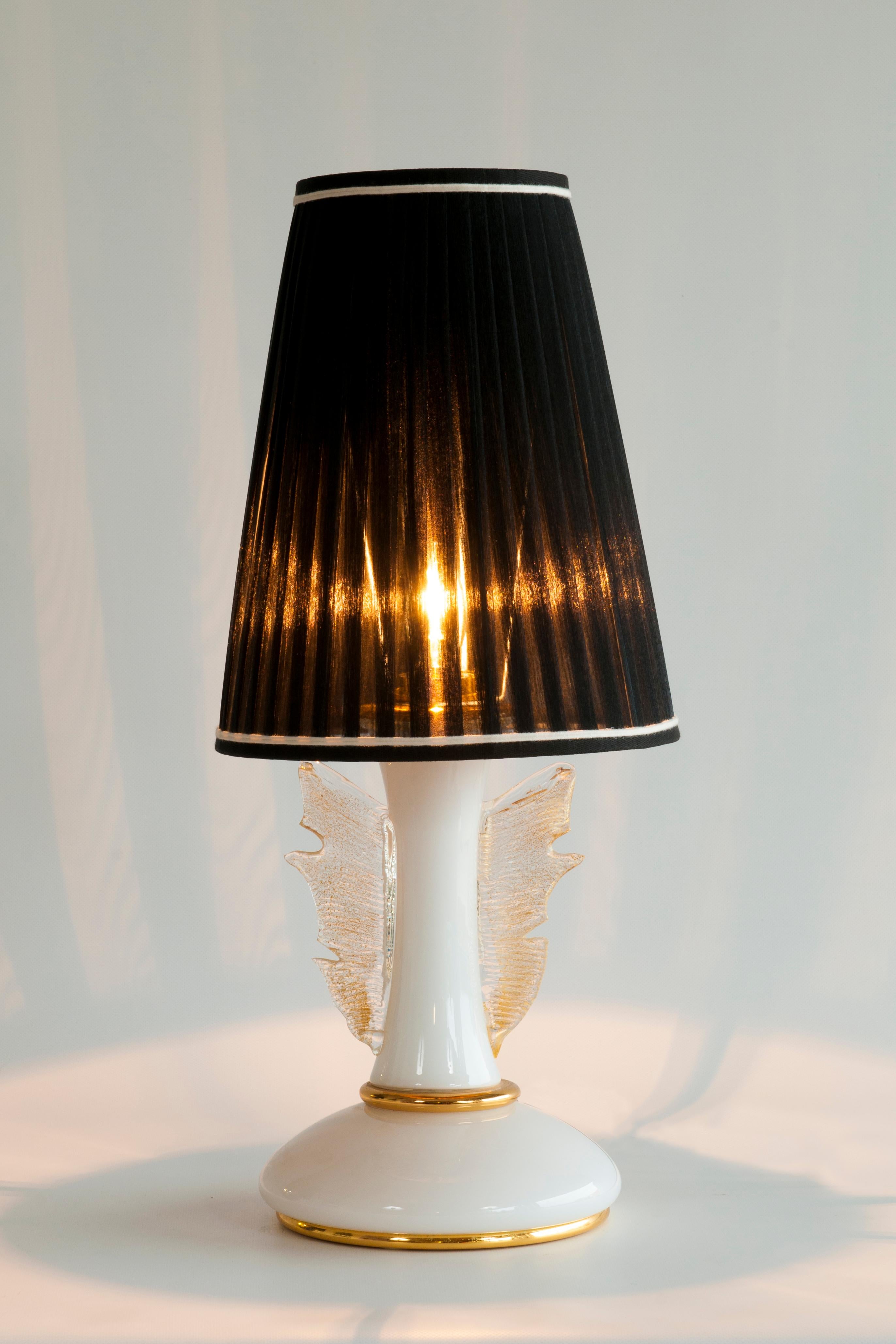 Elegant Gold Wings Table Lamps in blown Murano Glass, 1970s Italy  For Sale 5
