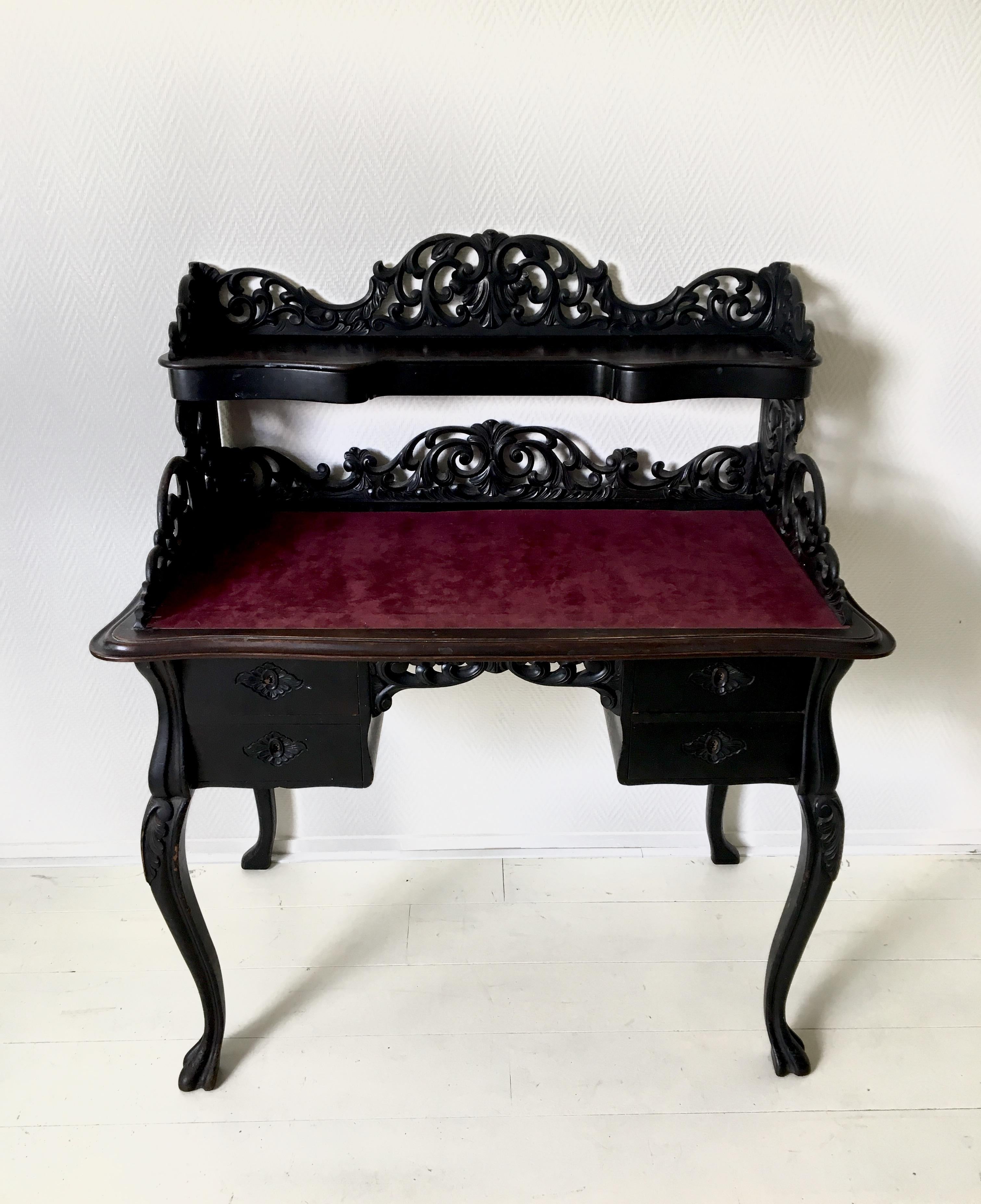 Schwarzer und roter viktorianischer Schreibtisch, Sekretär, Sekretär (Europäisch)