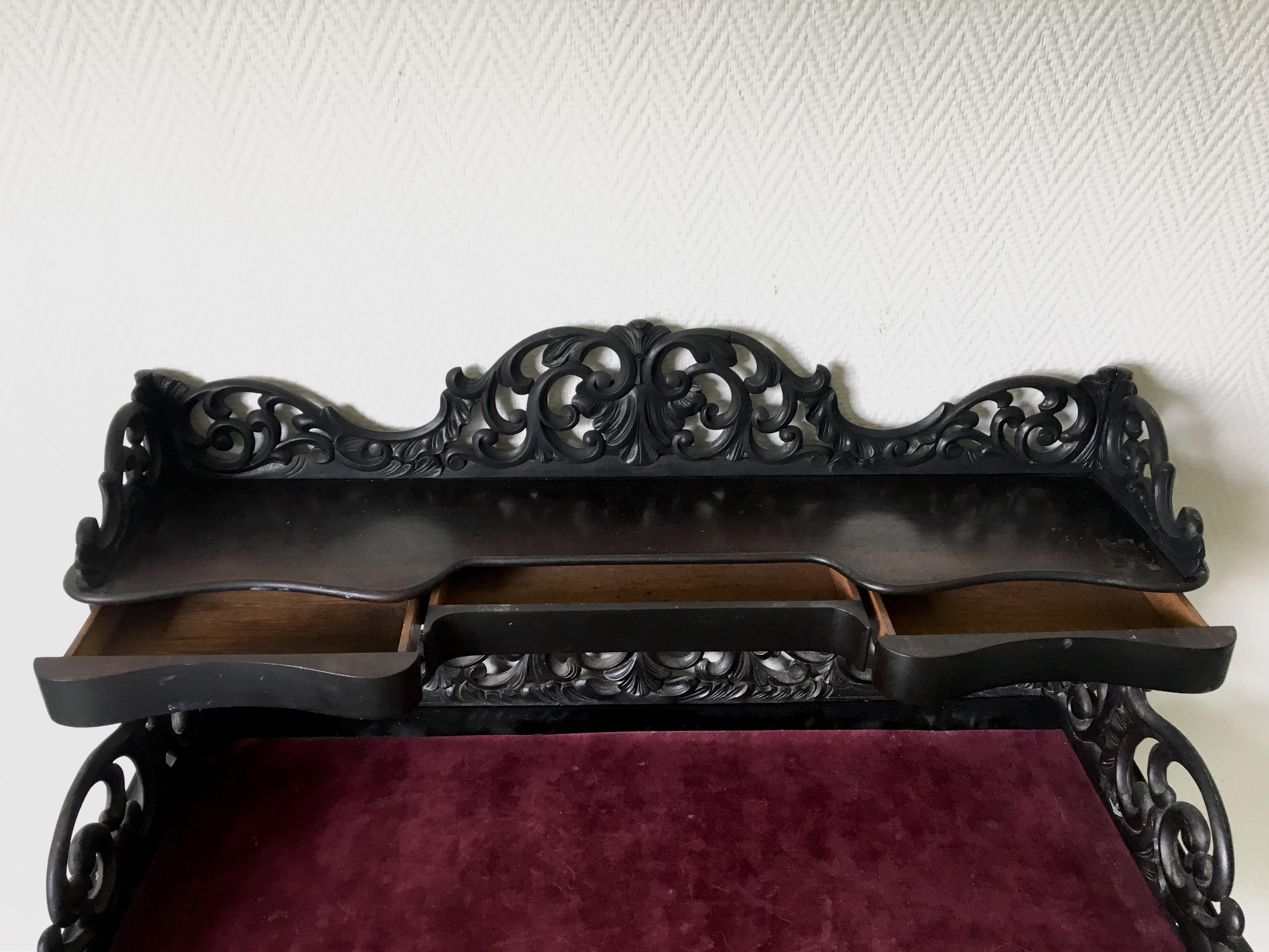 Elegant Victorian Black and Red Desk, Writing Table, Secretaire In Good Condition In Schagen, NL