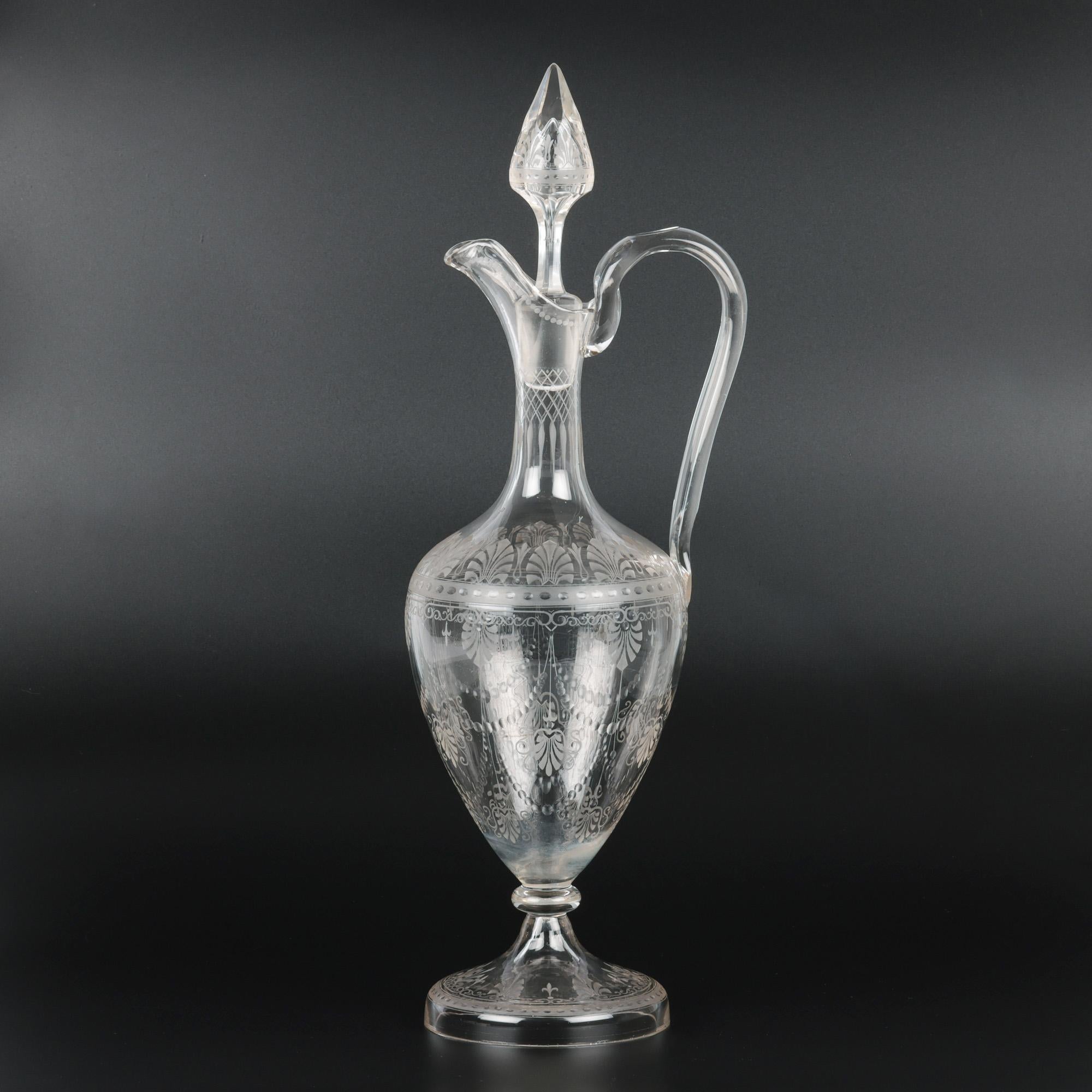 Elegance Victorienne Verre Clair Gravé & Bouchon en vente 10