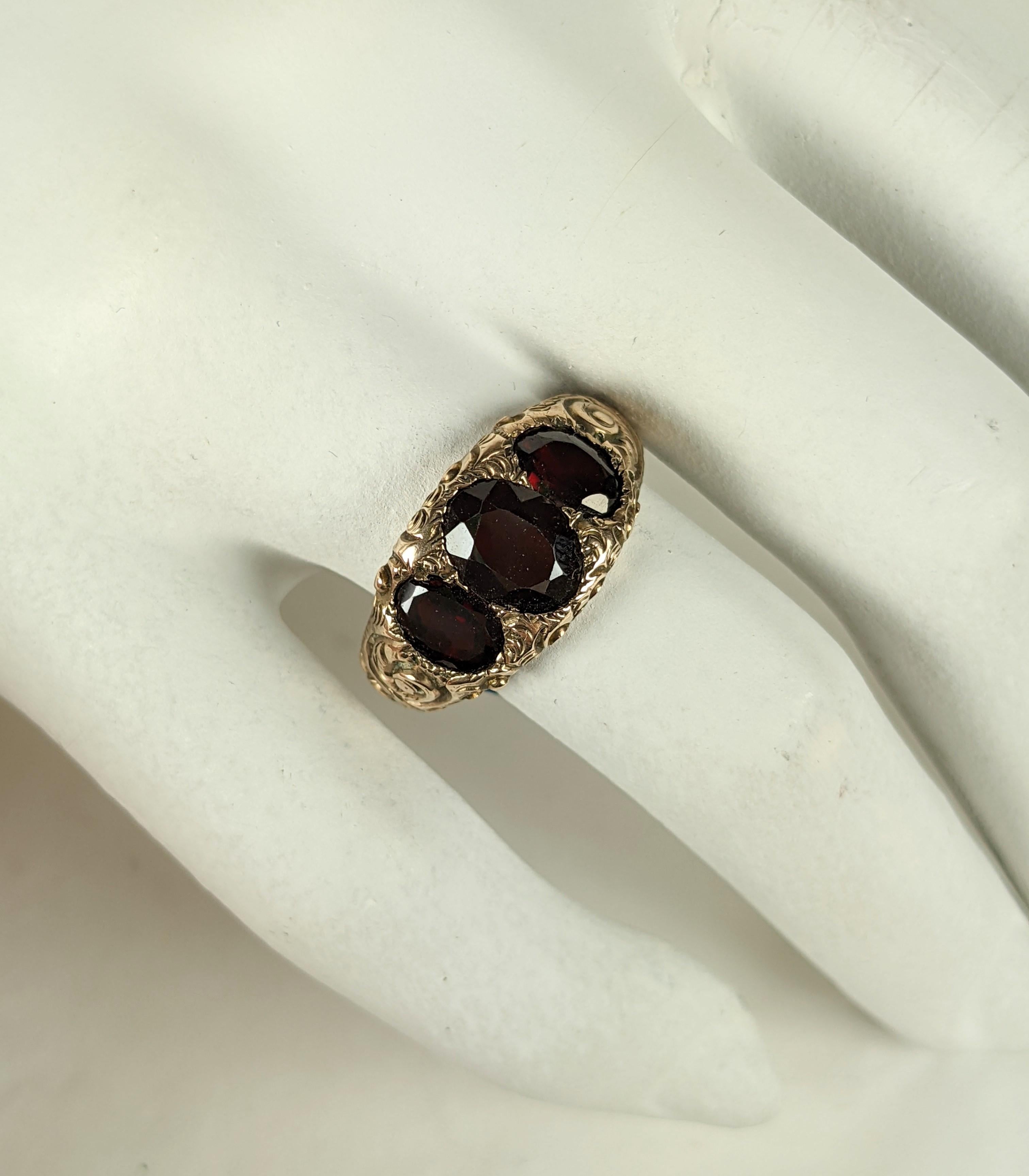 Elegant Victorian Garnet 3 Stone Ring For Sale 2