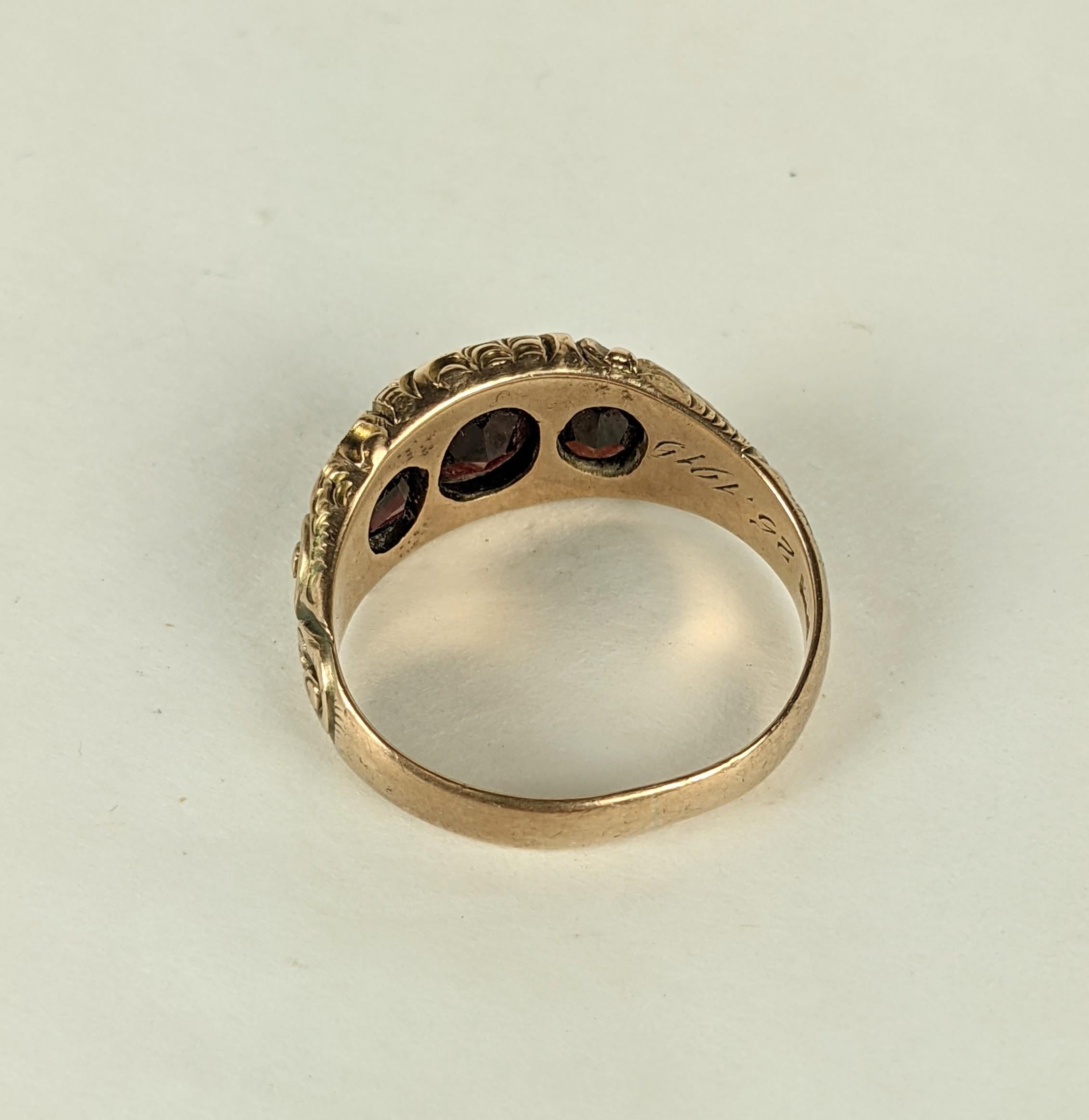 High Victorian Elegant Victorian Garnet 3 Stone Ring For Sale