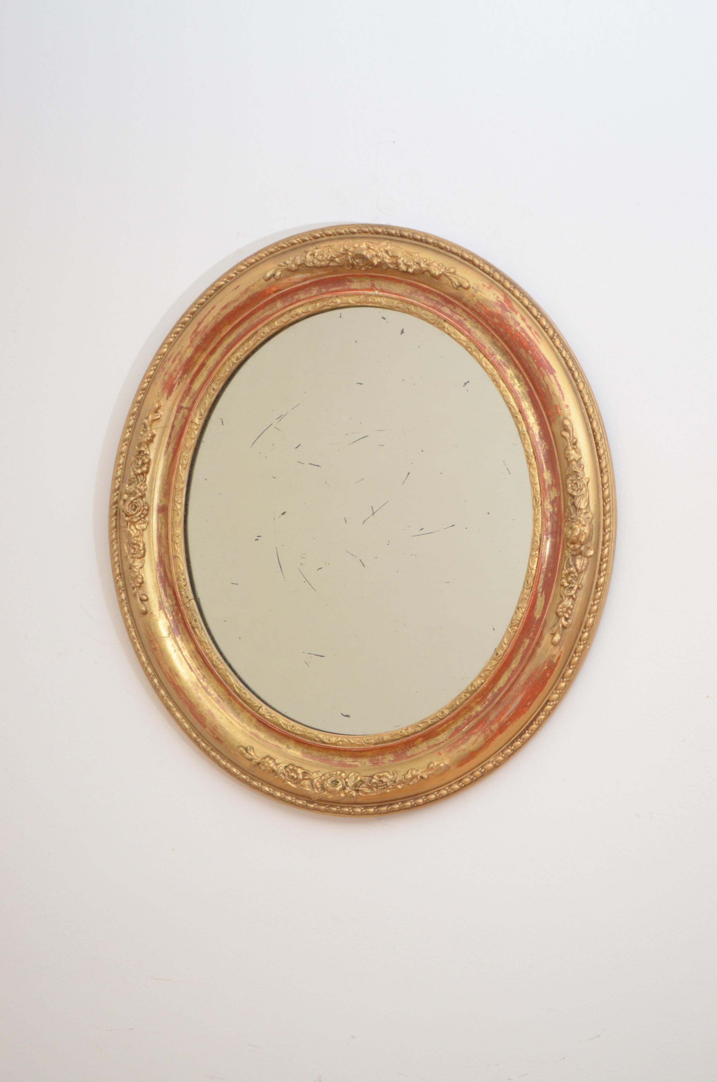 Elegant Victorian Giltwood Wall Mirror In Good Condition In Whaley Bridge, GB