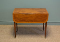 Elegant Victorian Walnut Antique Drop-Leaf Table
