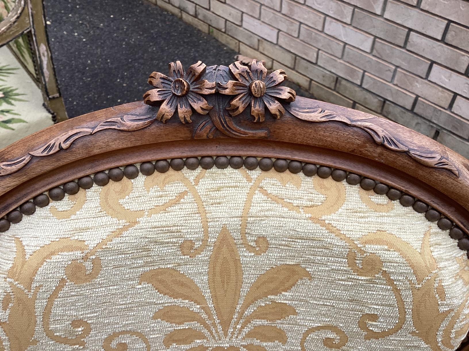 Elegant Vintage 3 Piece French Upholstered and Carved Walnut Salon Set In Good Condition In Hopewell, NJ