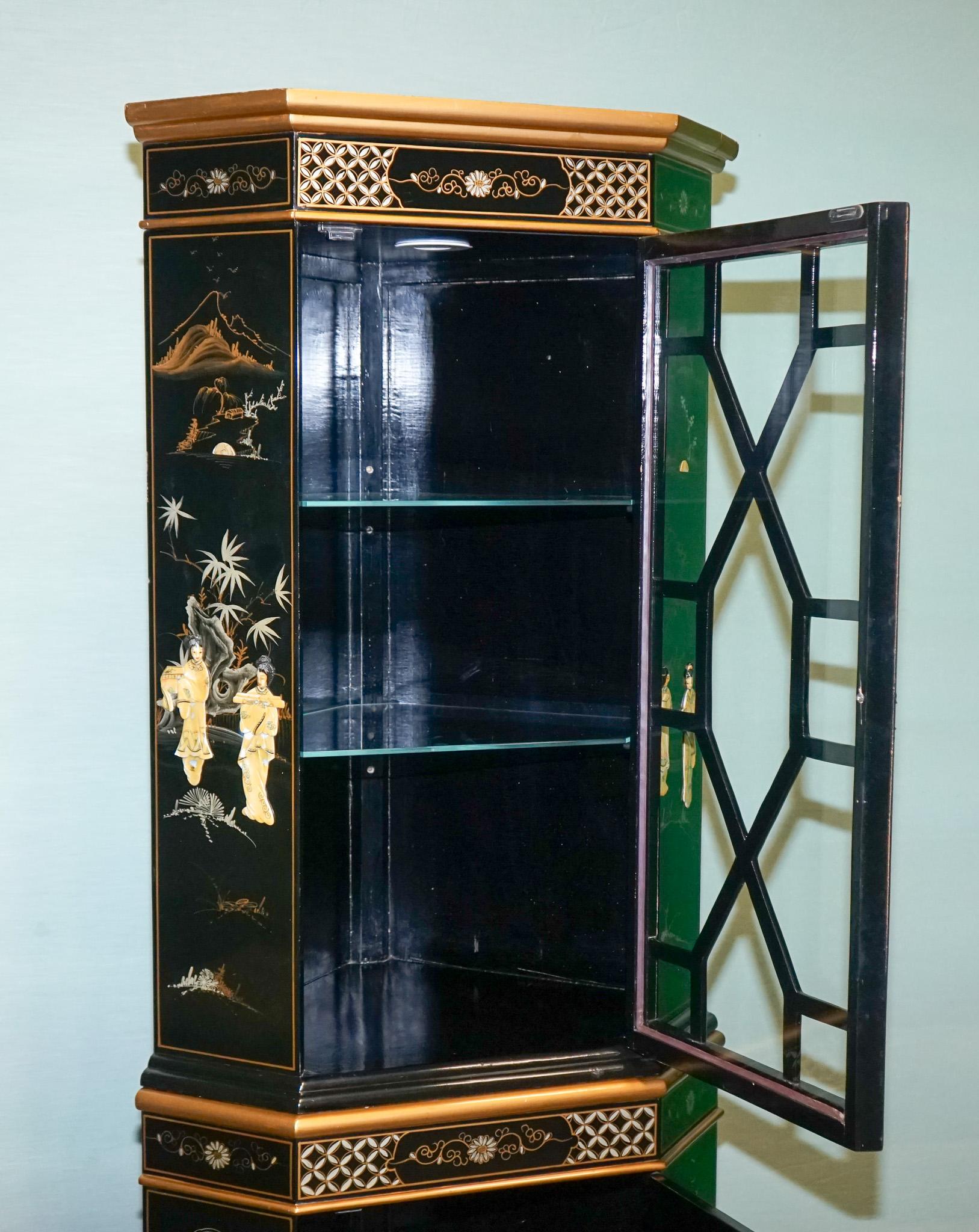 ELEGANTE ARMARIO DE ESQUINA LACADO NEGRO VINTAGE CON PERLAS MADRE Y DORADOS en venta 5