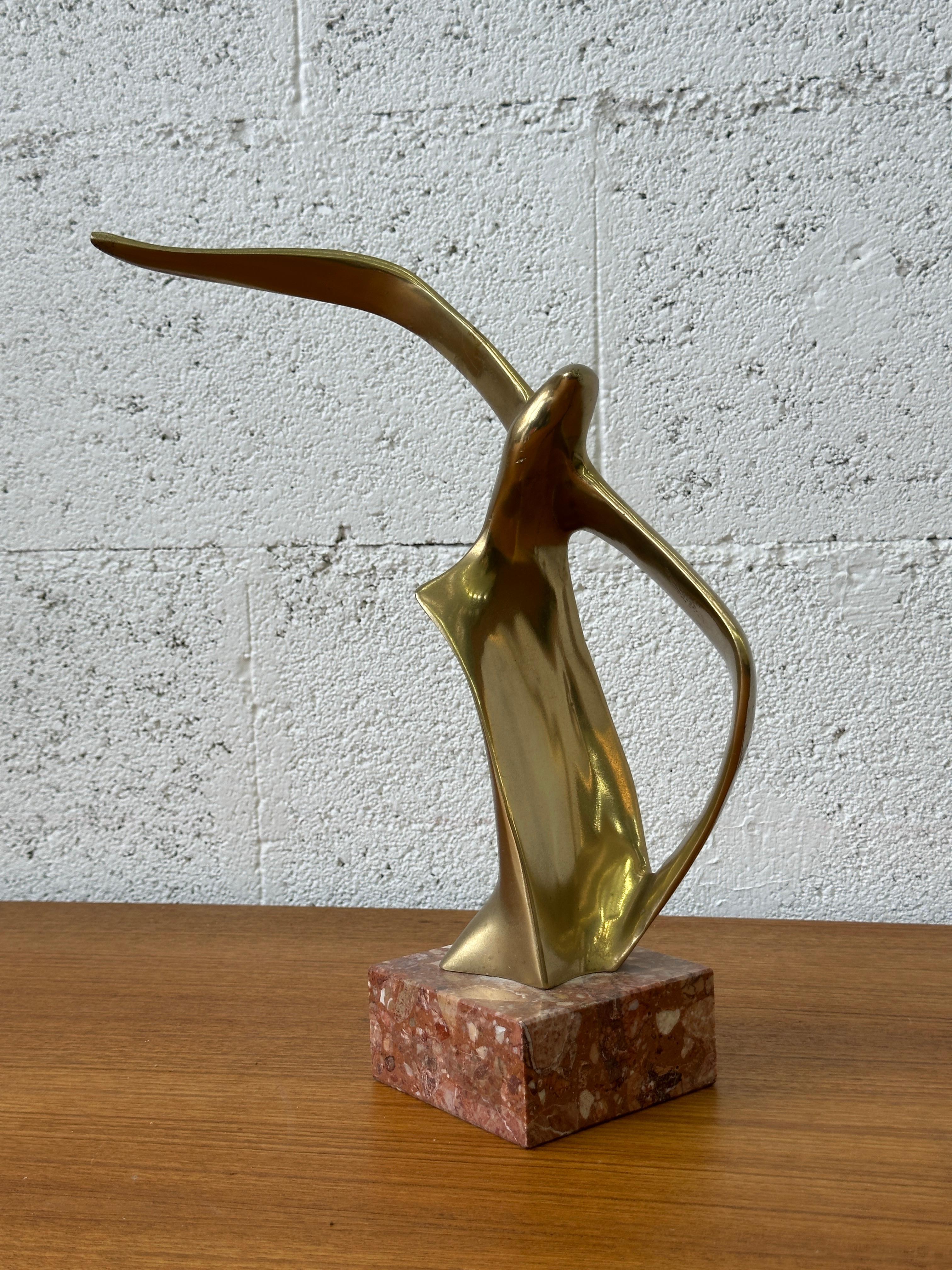 Fine XX secolo Elegante scultura in ottone vintage - Uccelli stilizzati (anni '70) in vendita