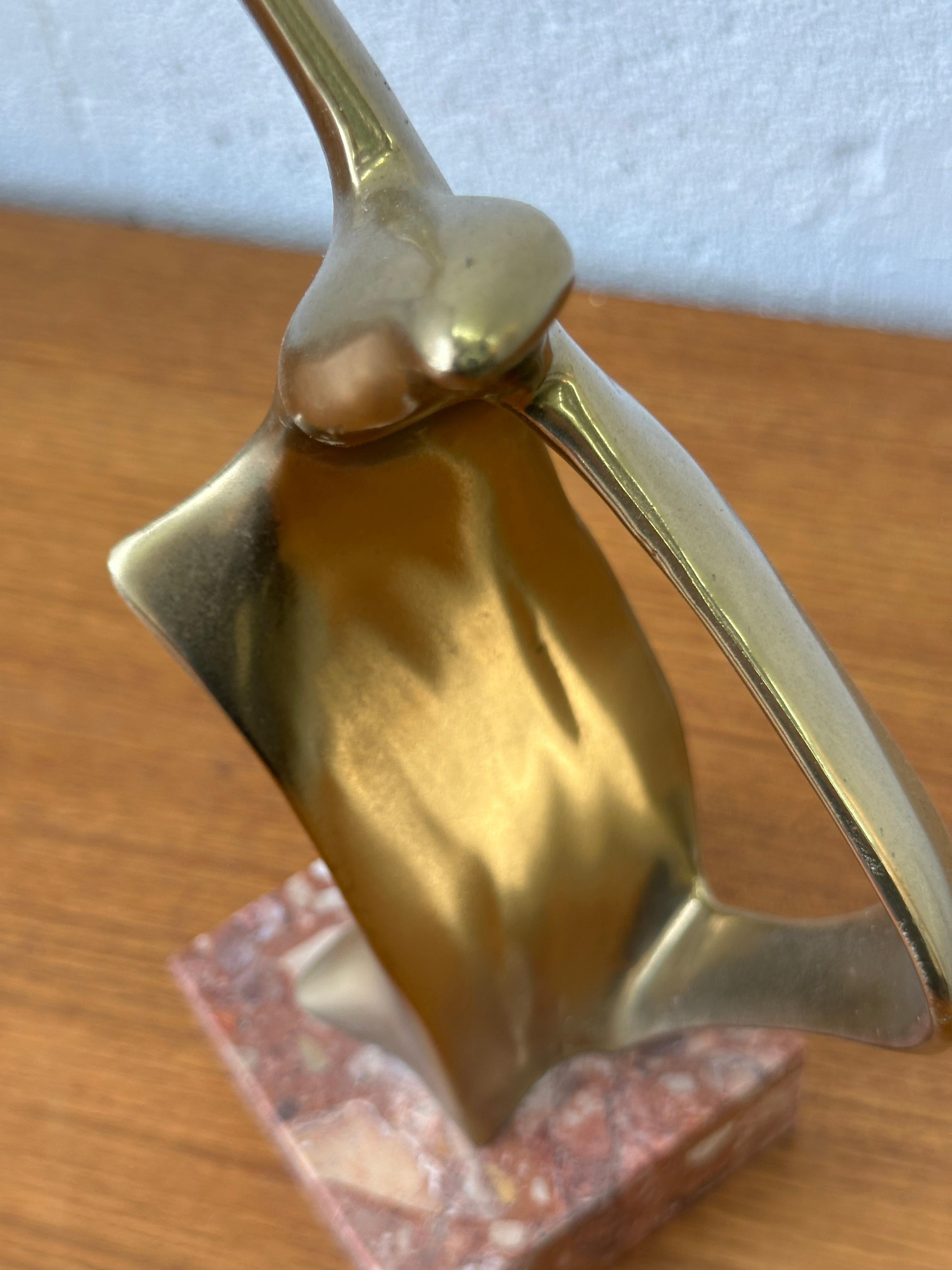 Ottone Elegante scultura in ottone vintage - Uccelli stilizzati (anni '70) in vendita