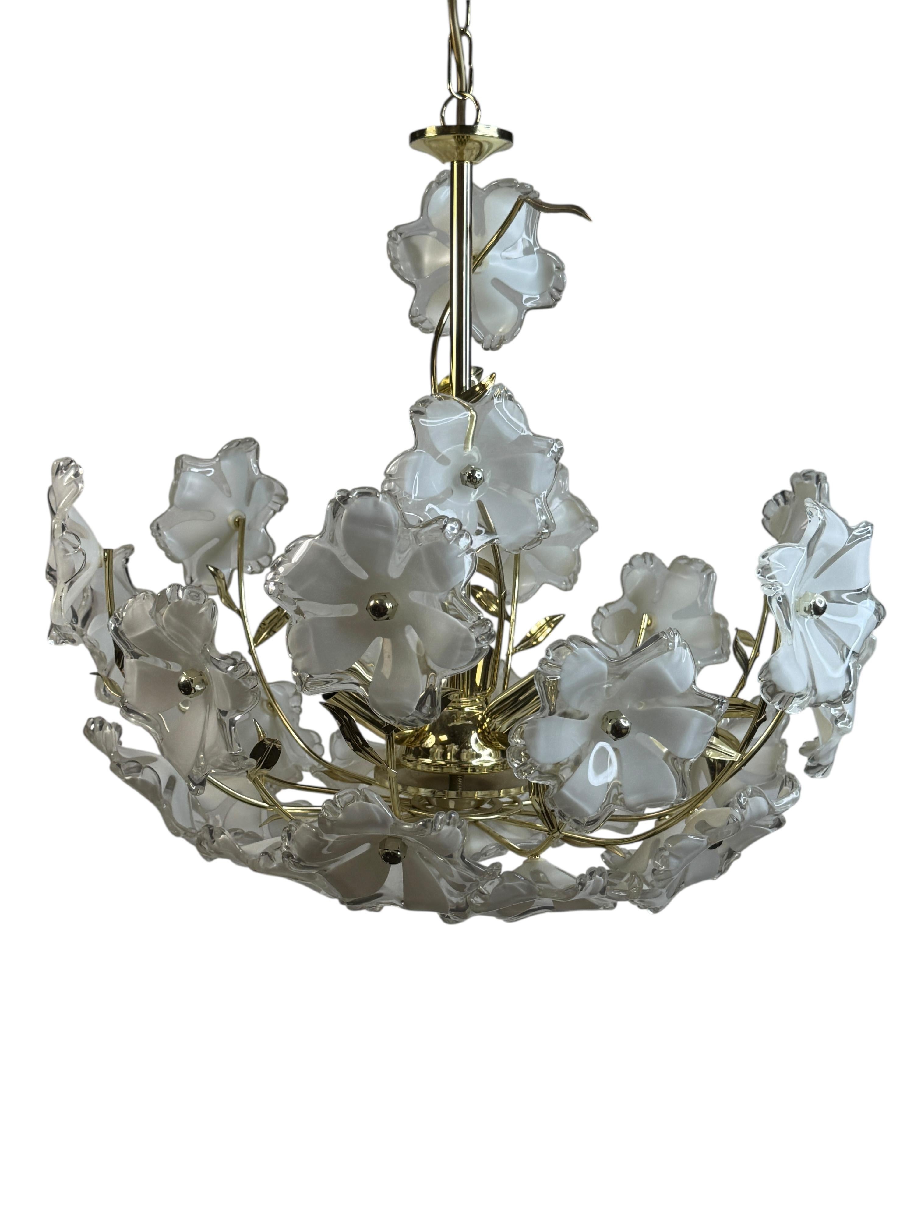 Mid-Century Modern Elegant Vintage Chandelier White Lucite Flowers, Eglo Leuchten Austria 1970s For Sale