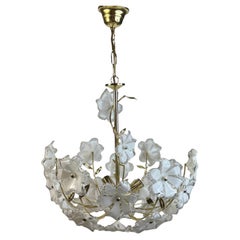 Metal Chandeliers and Pendants