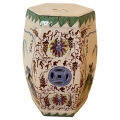 Elegante taburete vintage chino de jardín