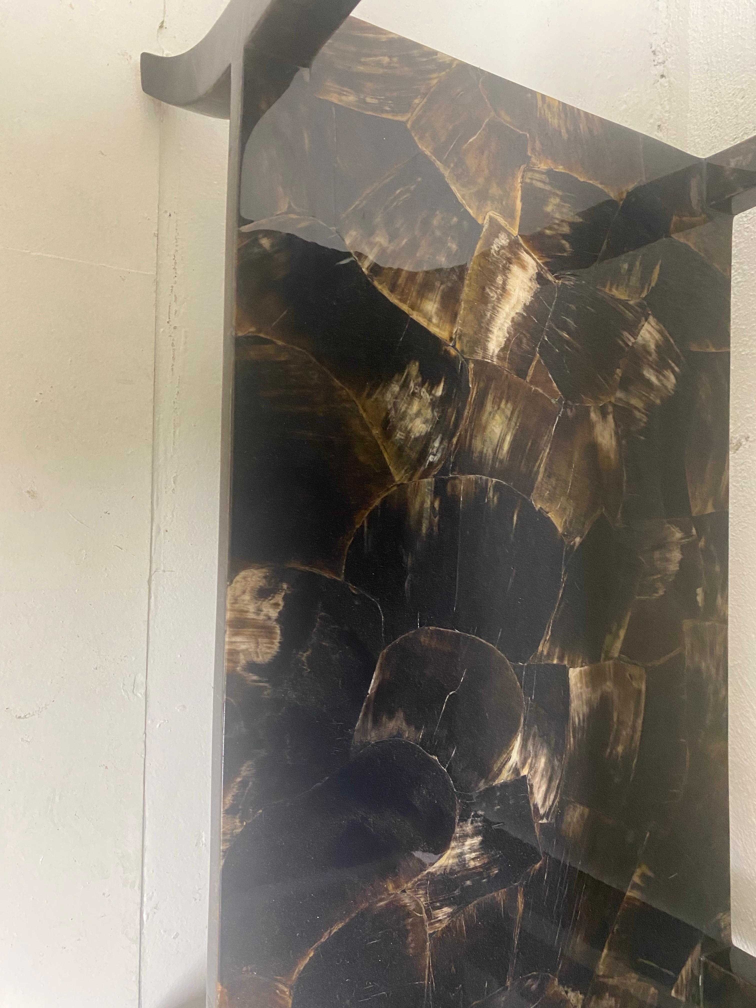 Eleganti tavolini vintage in finto guscio di tartaruga/una coppia in vendita 5