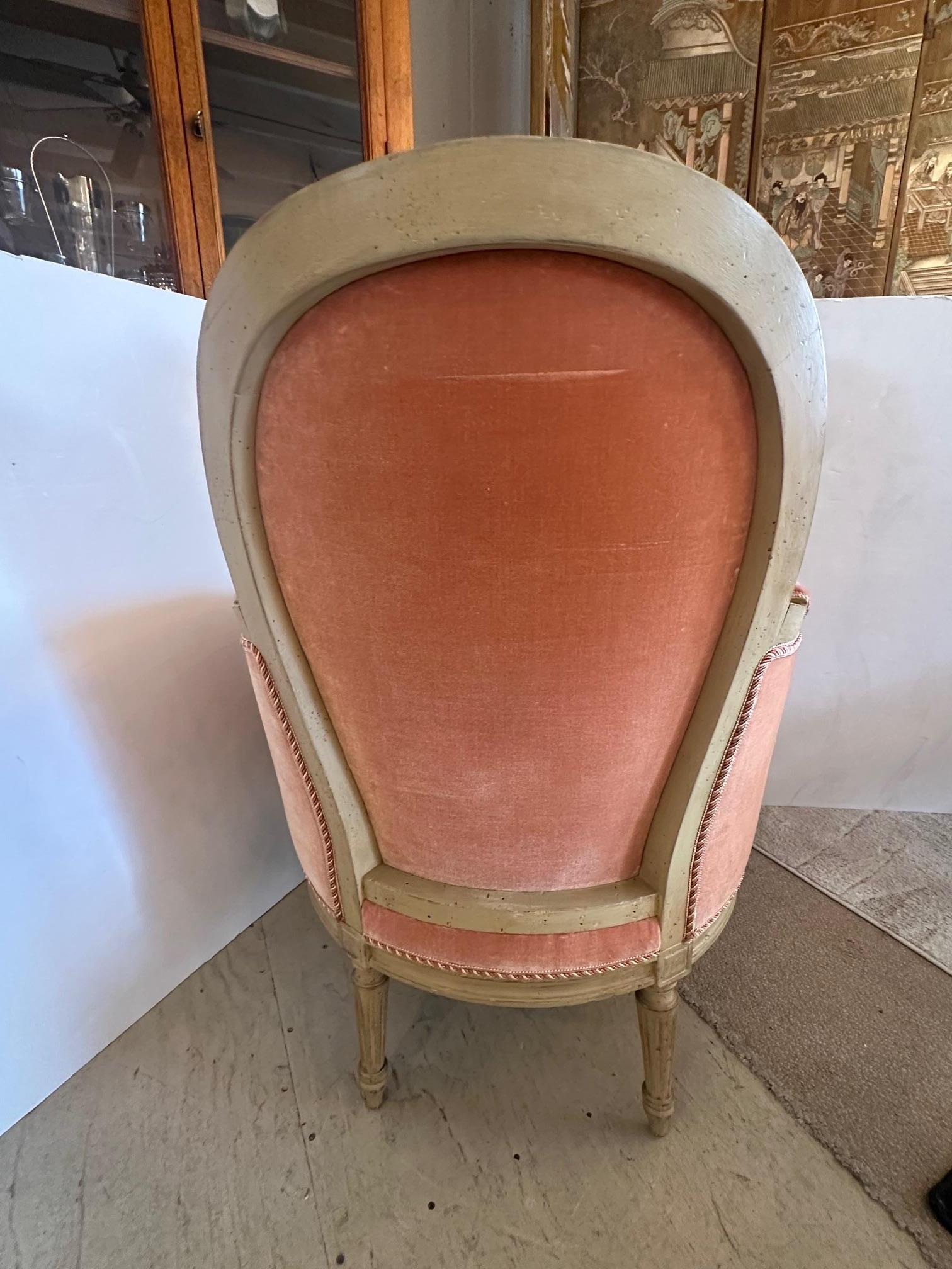 Elegant Vintage French Style Painted and Velvet Bergere Chair For Sale 1